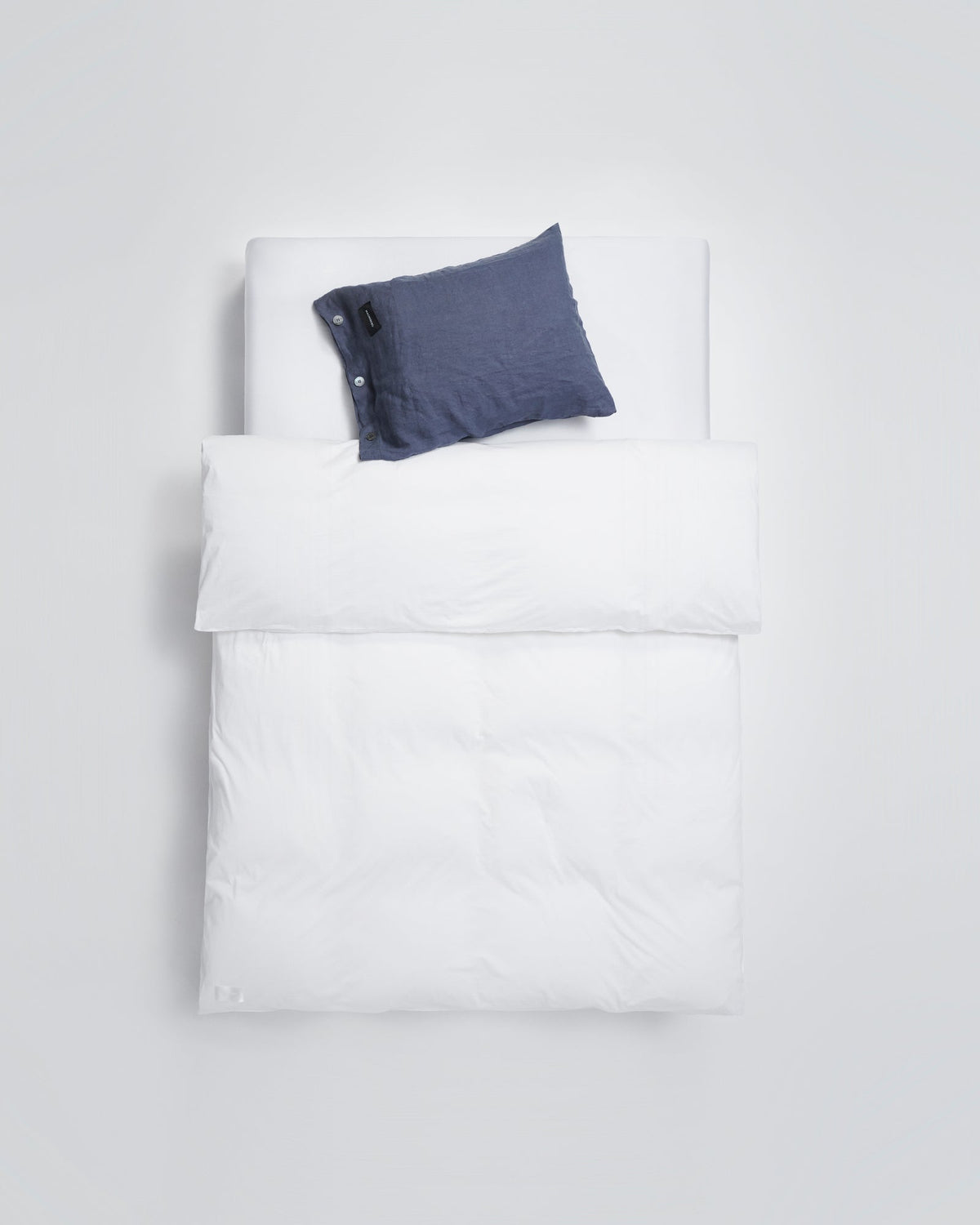 Heart duvet cover | Washed white Jersey