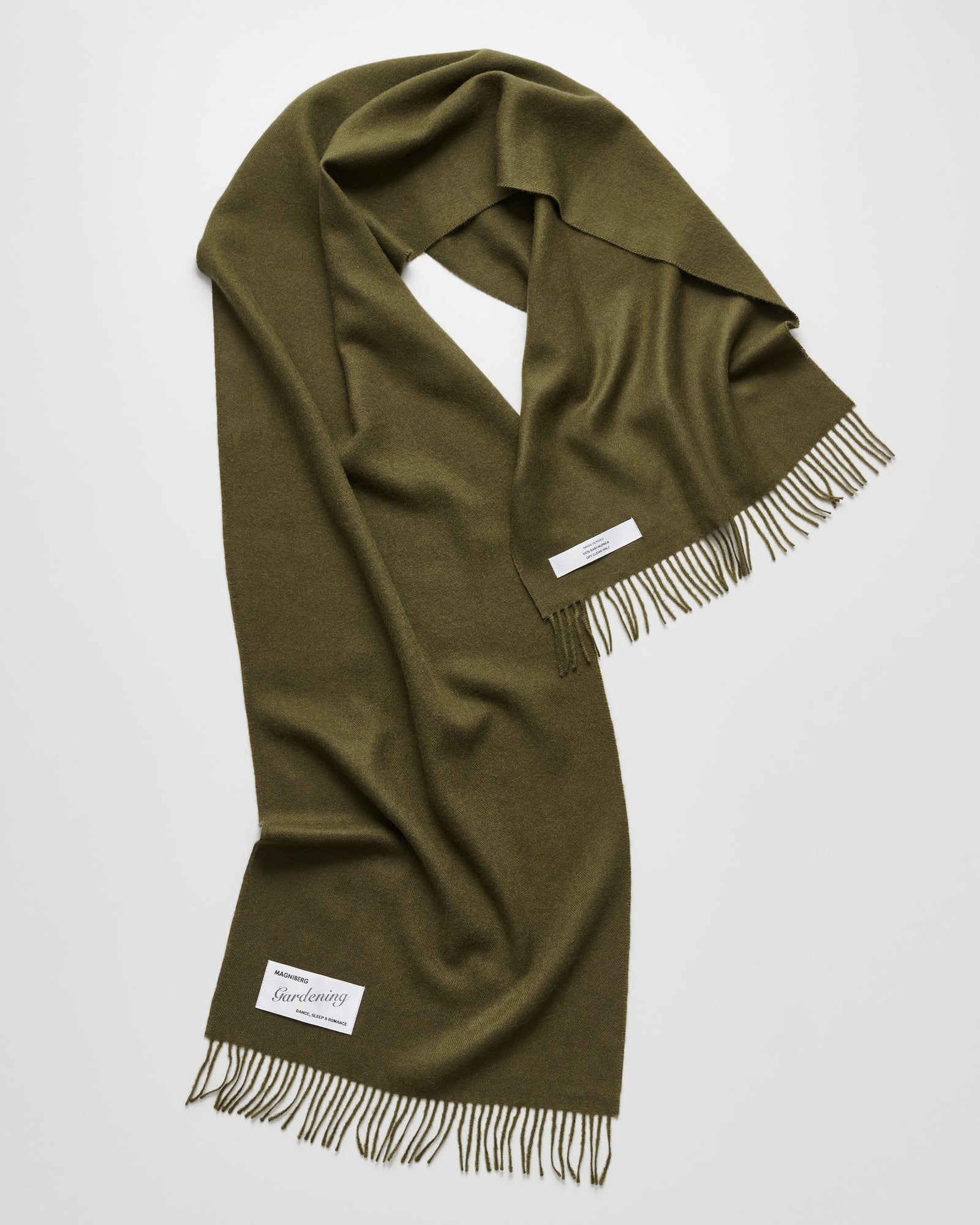 Honey scarf | Olive green Baby alpaca | Magniberg