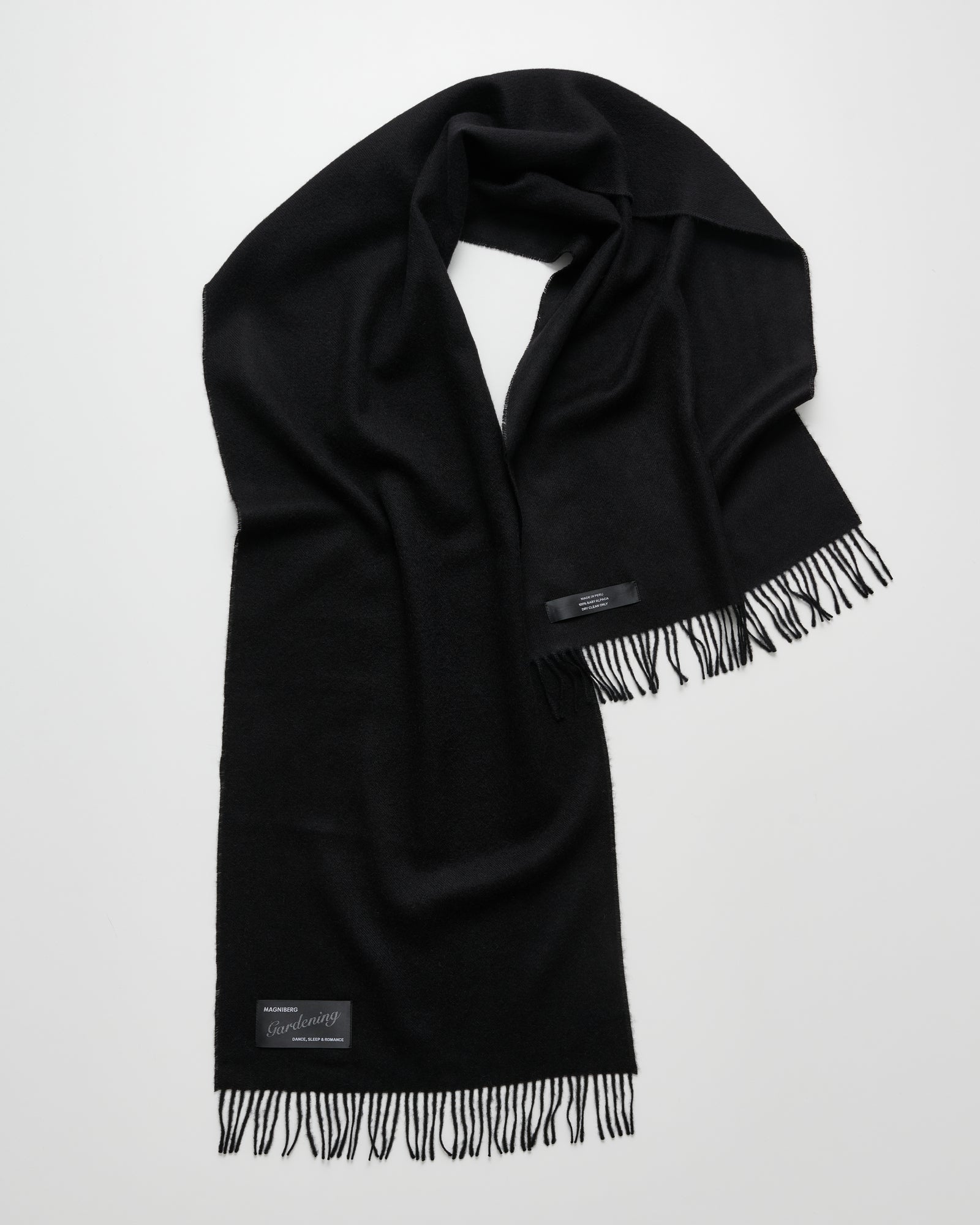 Honey scarf | Coal black Baby alpaca
