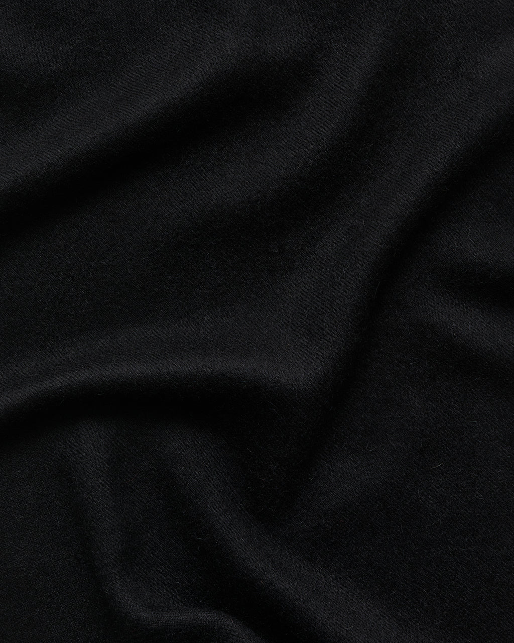 Honey scarf | Coal black Baby alpaca