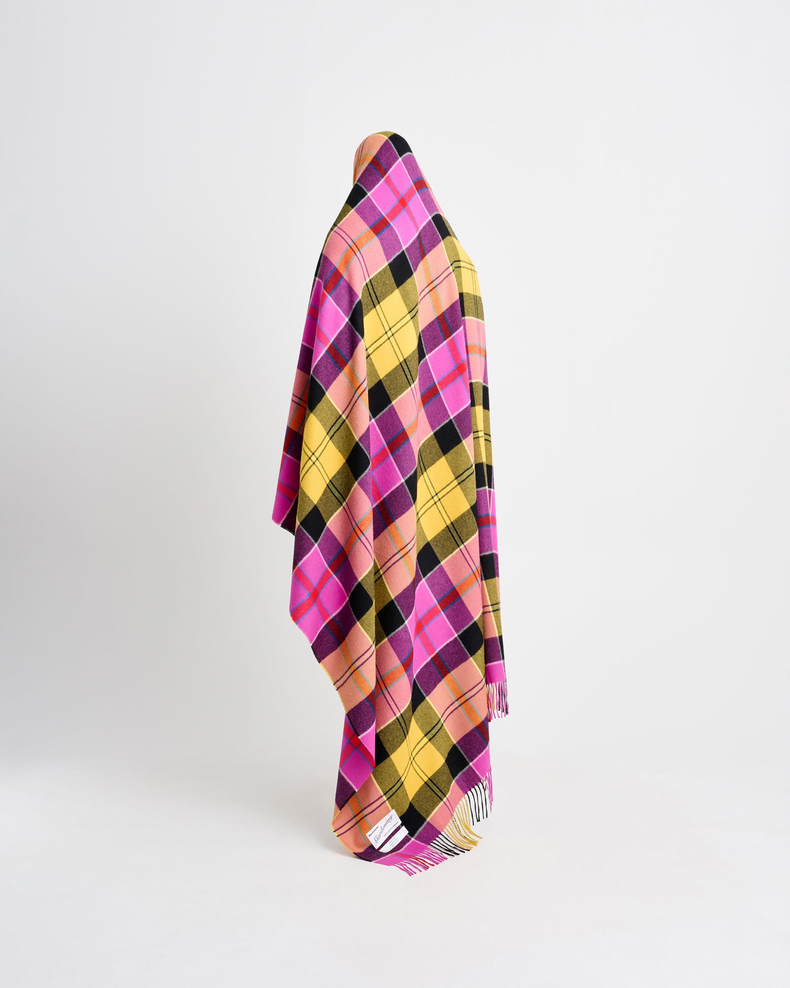 Queen blanket | Vivienne pink tartan