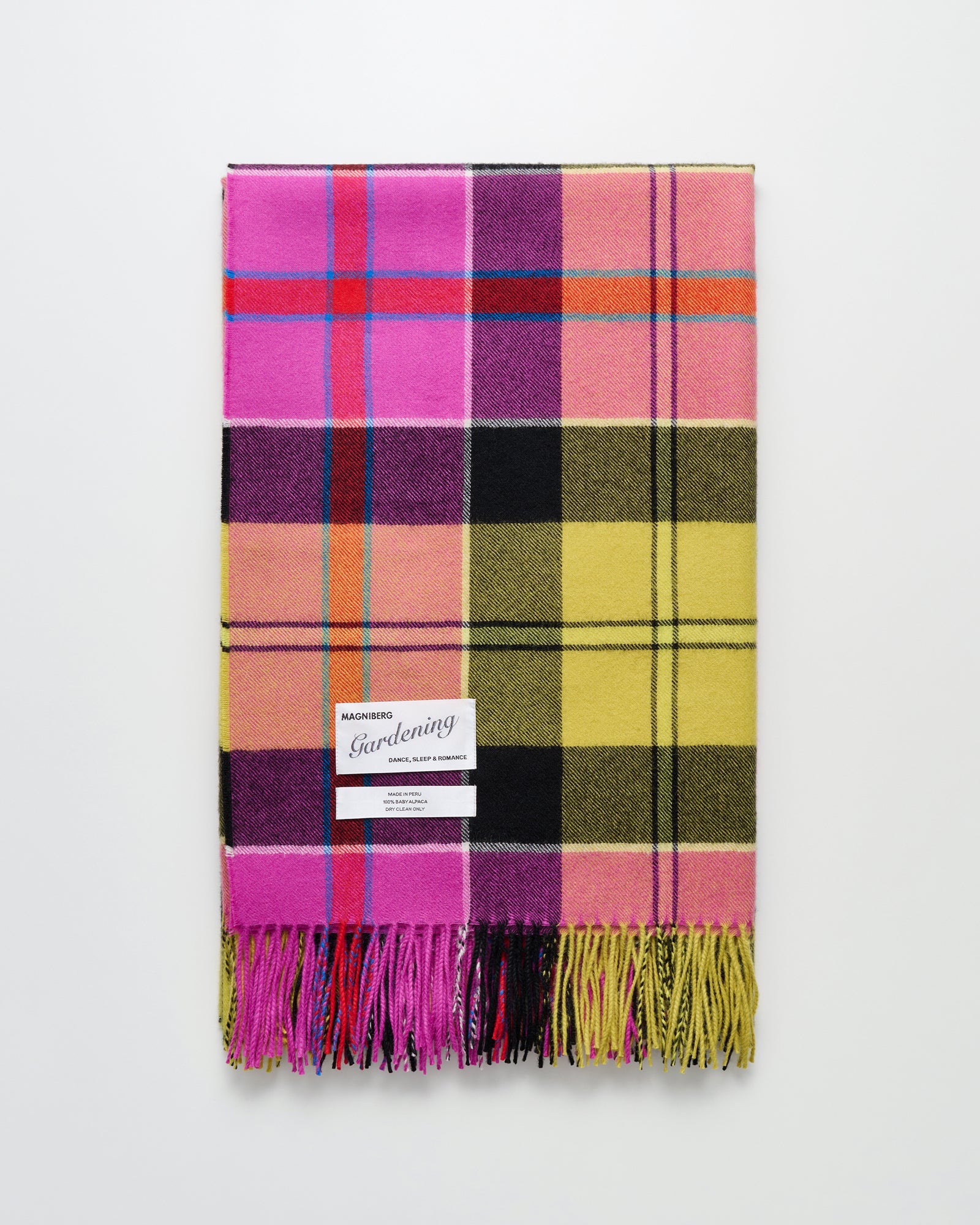 Queen blanket | Vivienne pink tartan