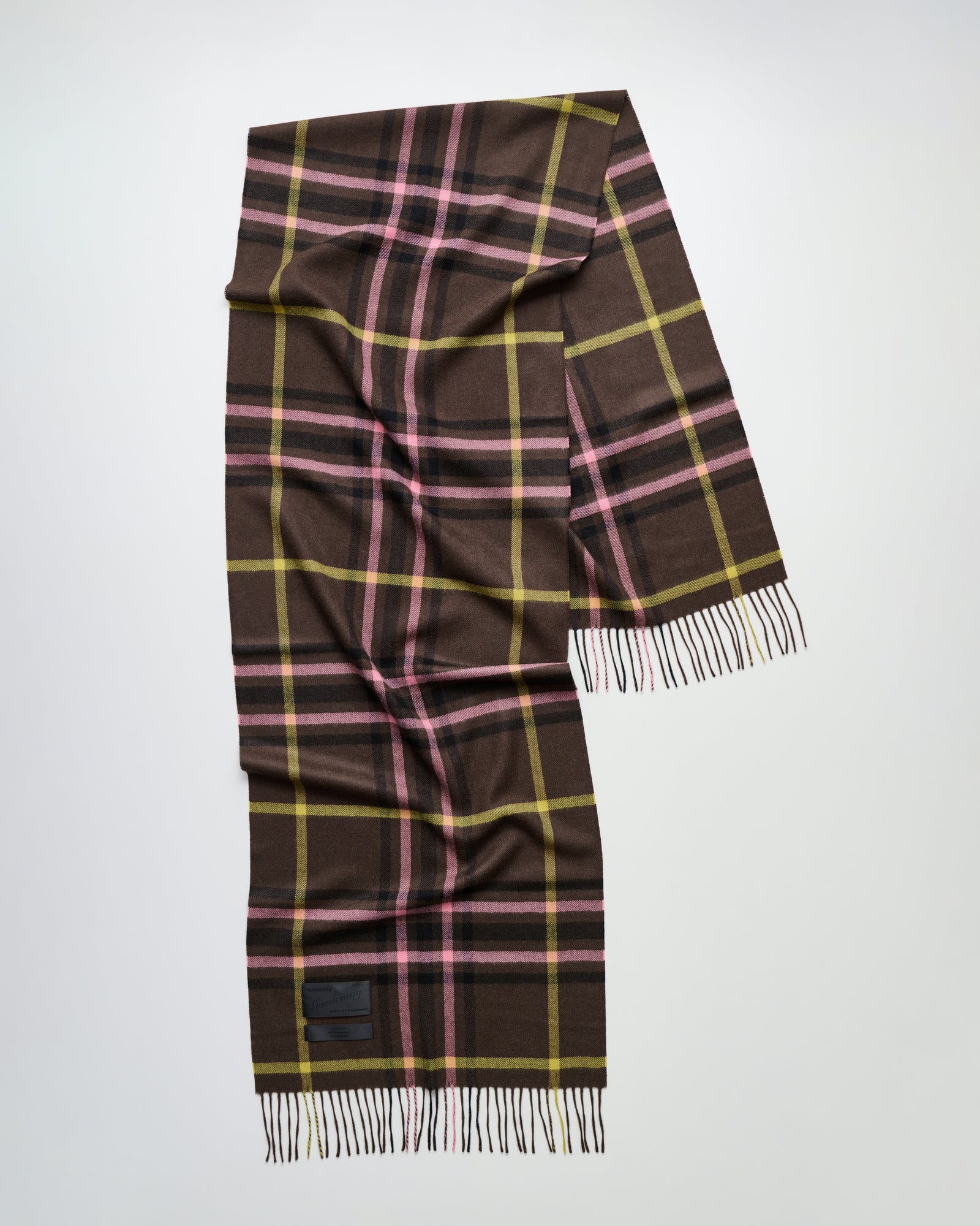 Queen scarf | Black tea tartan