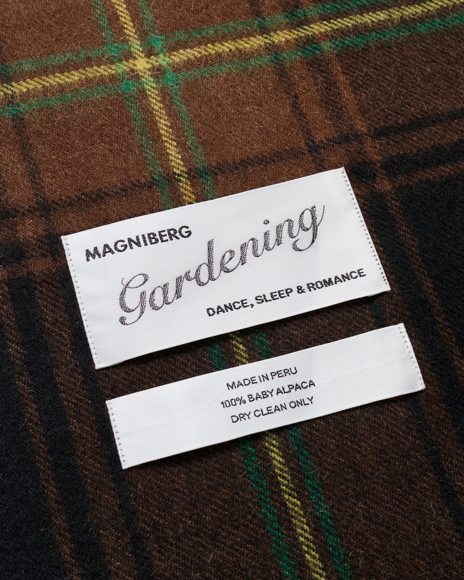 Queen scarf | Hedgehog brown tartan