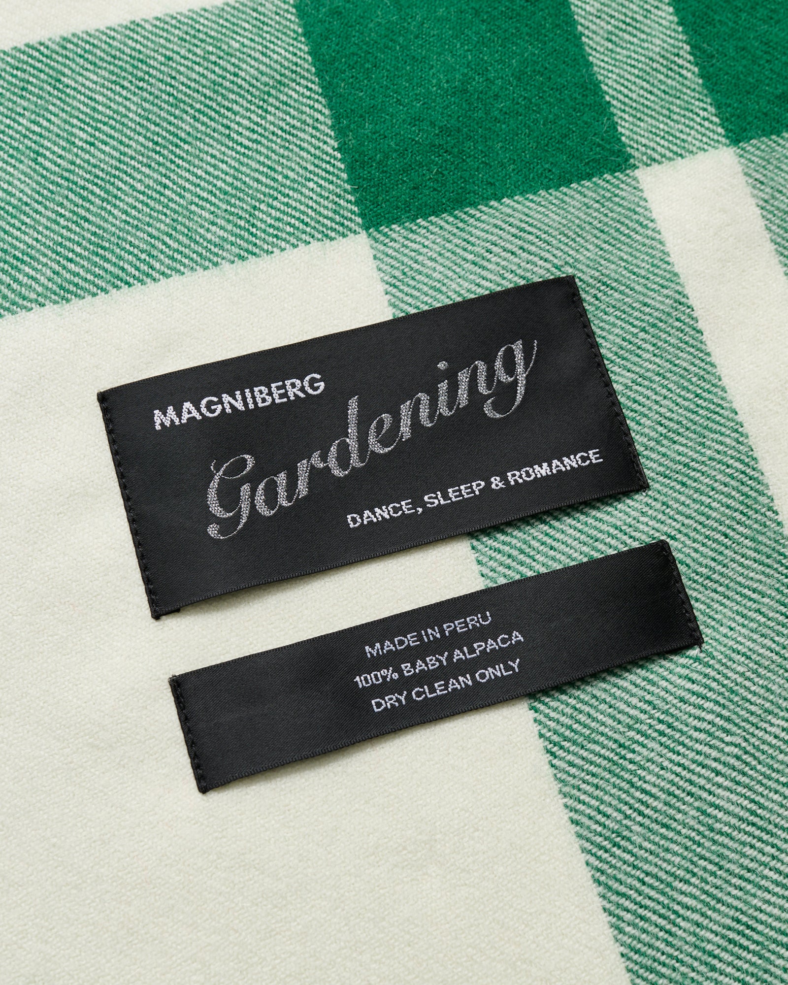 Queen scarf | Edelweiss green tartan