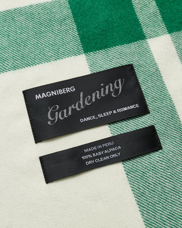 Queen scarf | Edelweiss green tartan