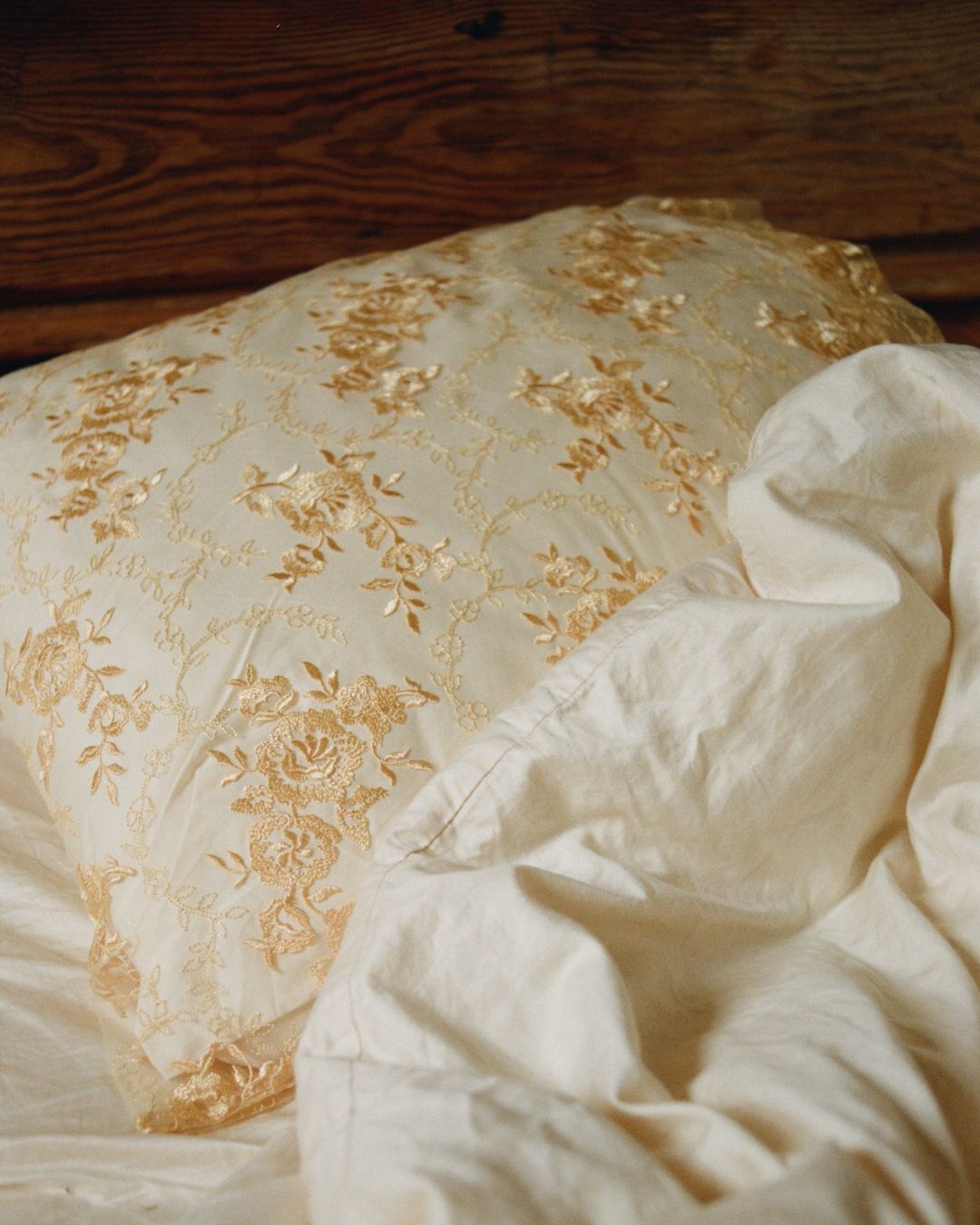 Rose pillow case | Apricot Lace