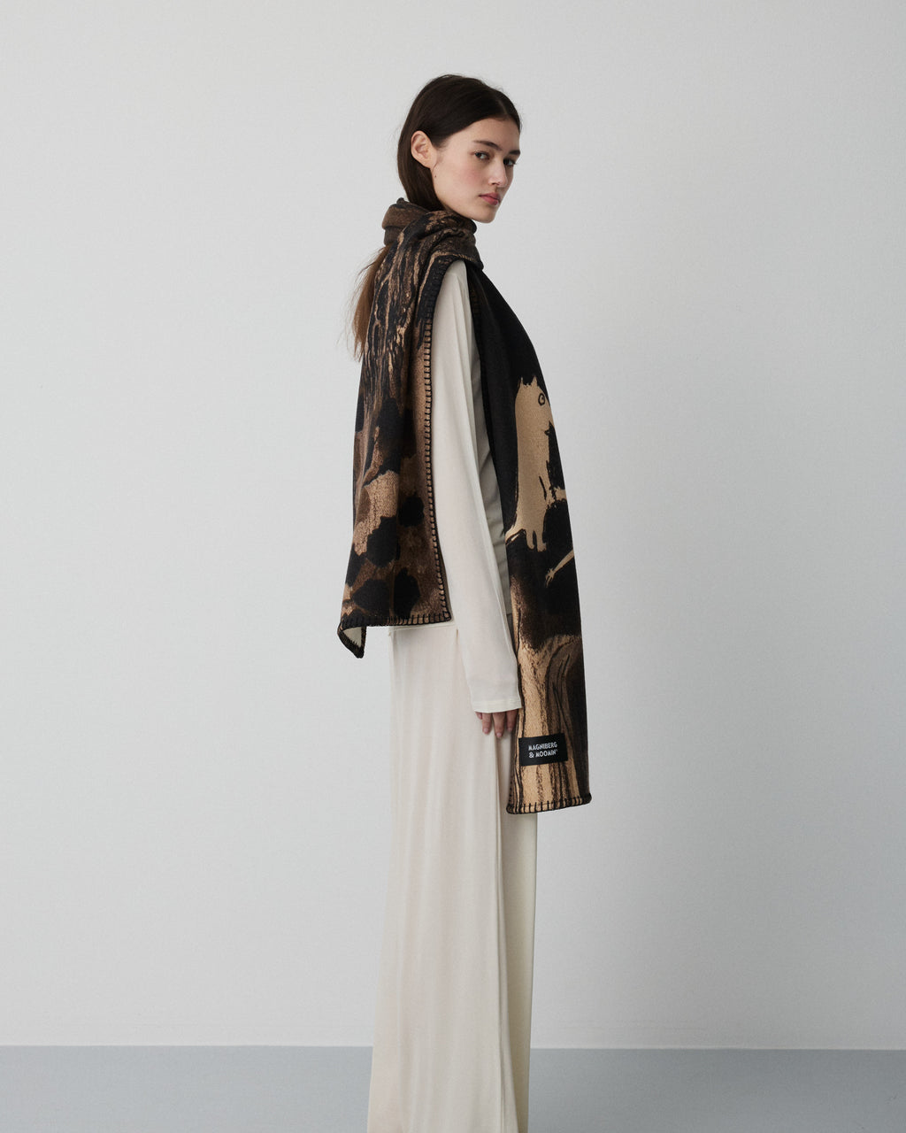 Moomin Canvas scarf | Sepia dark