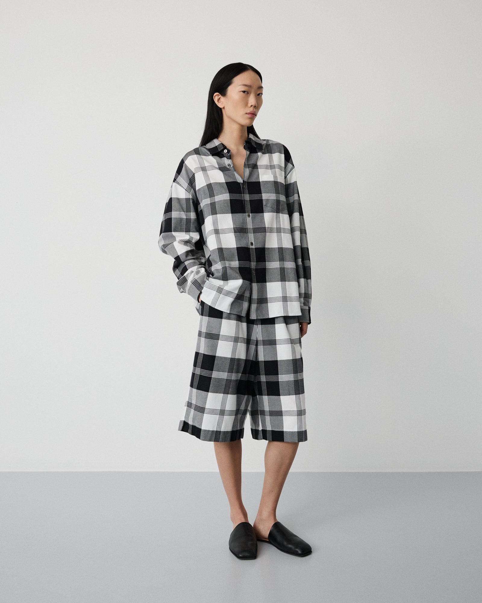 Night shorts | B&W big check Twill