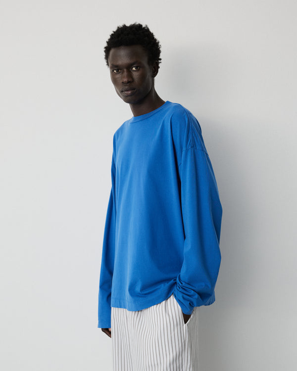 Full long sleeve t-shirt | Washed bright blue jersey