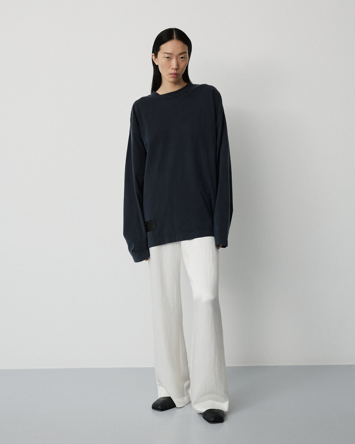 Full long sleeve t-shirt | Washed black jersey