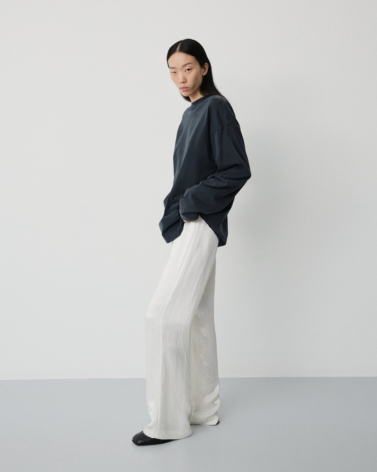 Full long sleeve t-shirt | Washed black jersey