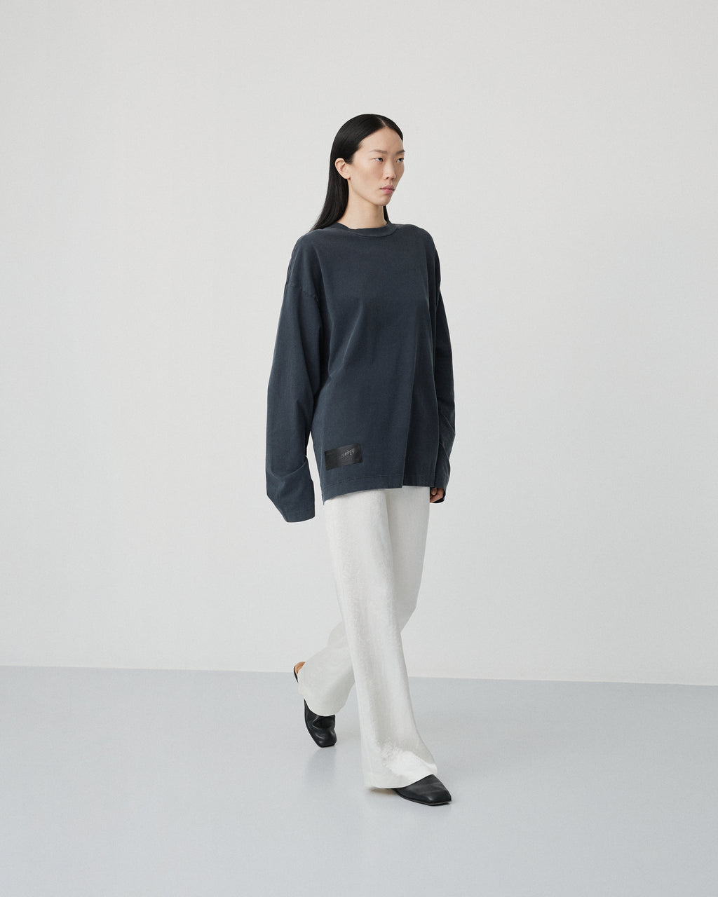 Full long sleeve t-shirt | Washed black jersey