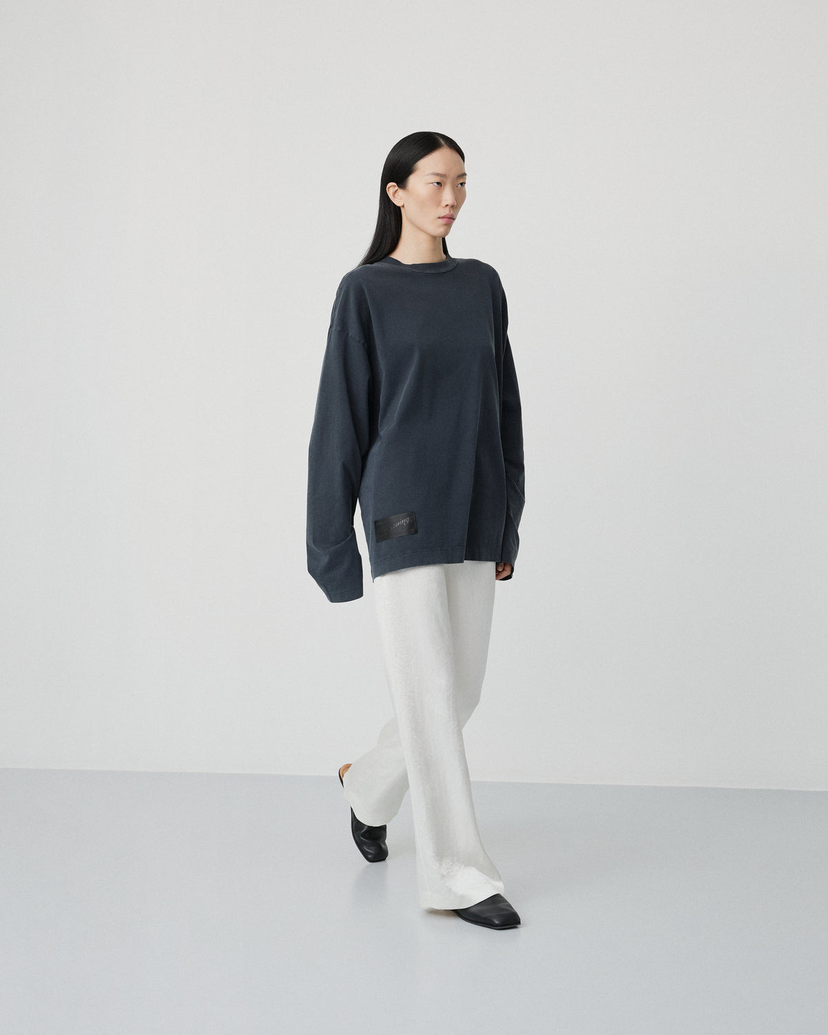 Full long sleeve t-shirt | Washed black jersey