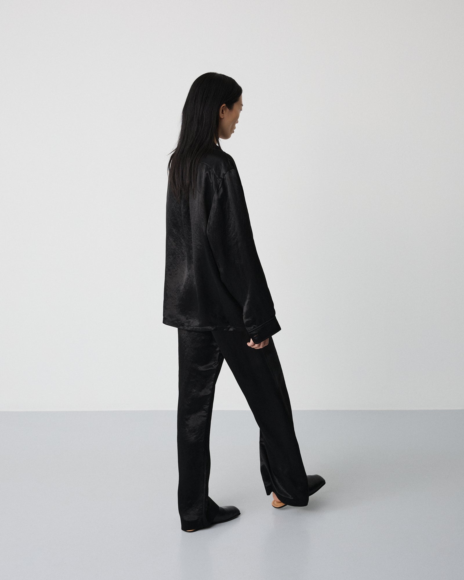 Low pants | Shiny black Acetate