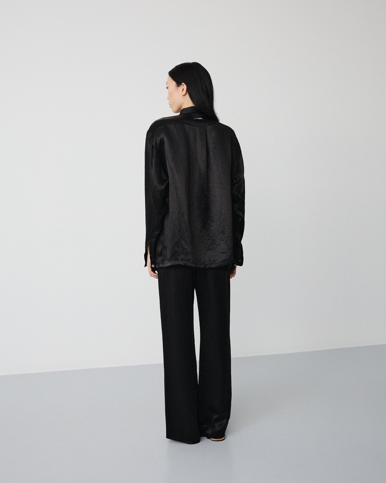High shirt |  Shiny black Acetate
