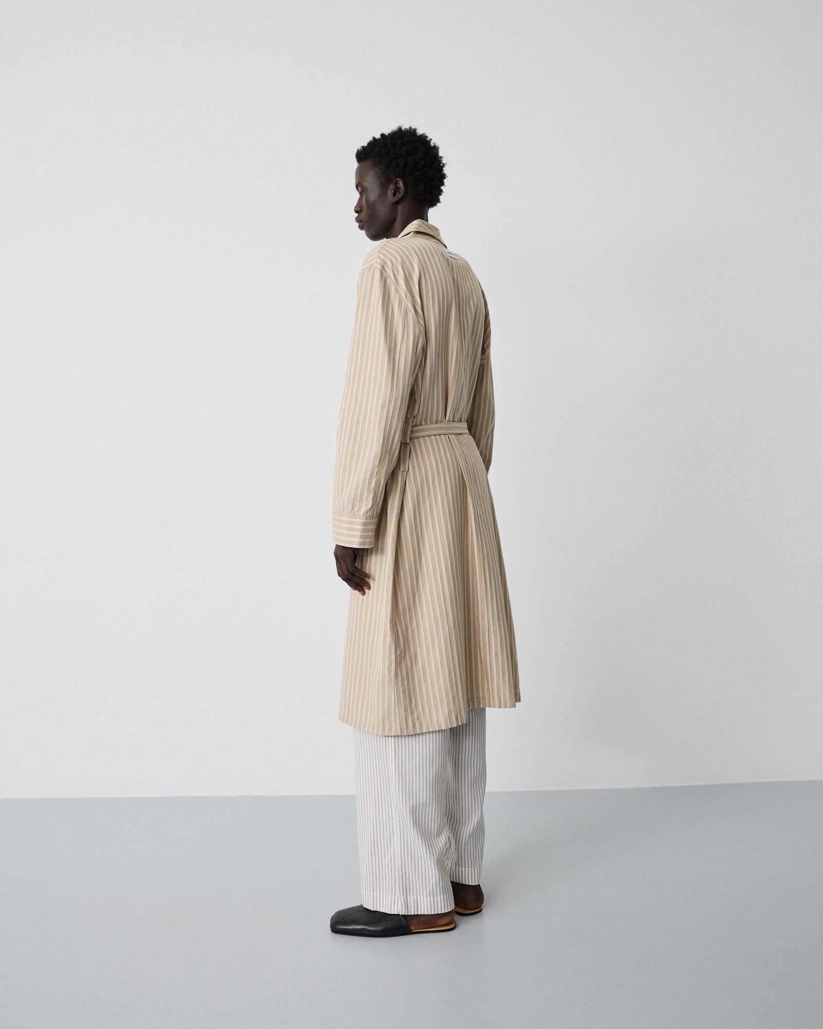 Voyage robe | Stripe medium beige Oxford