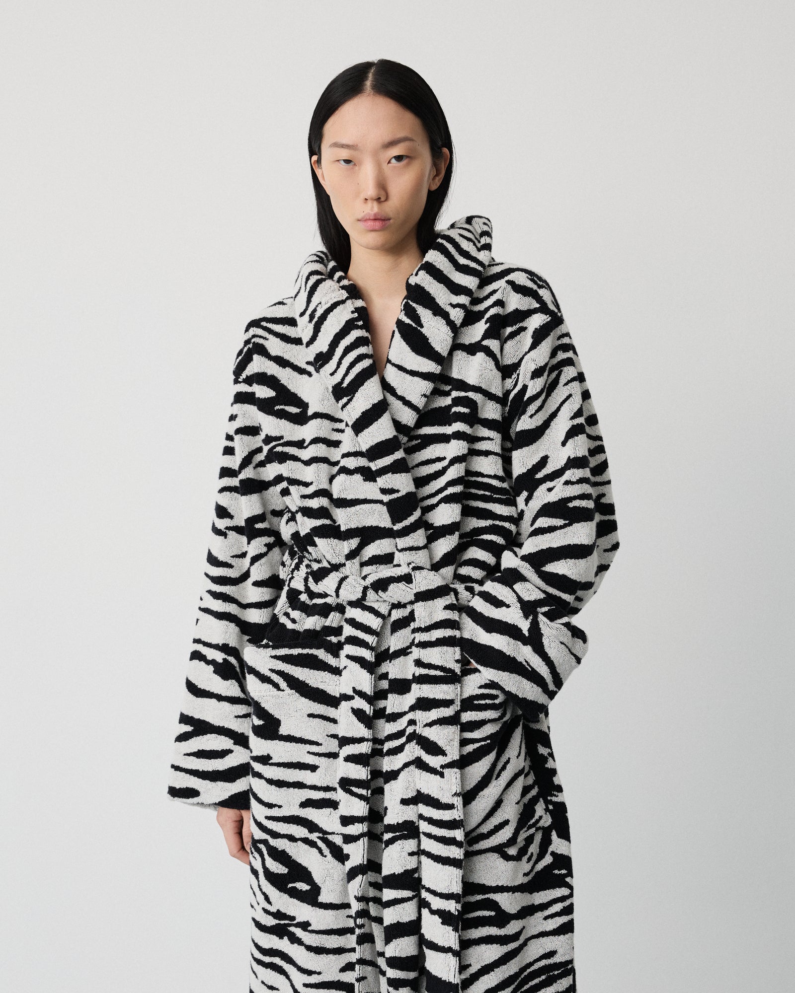 Wild bathrobe | Coconut white tiger Terry