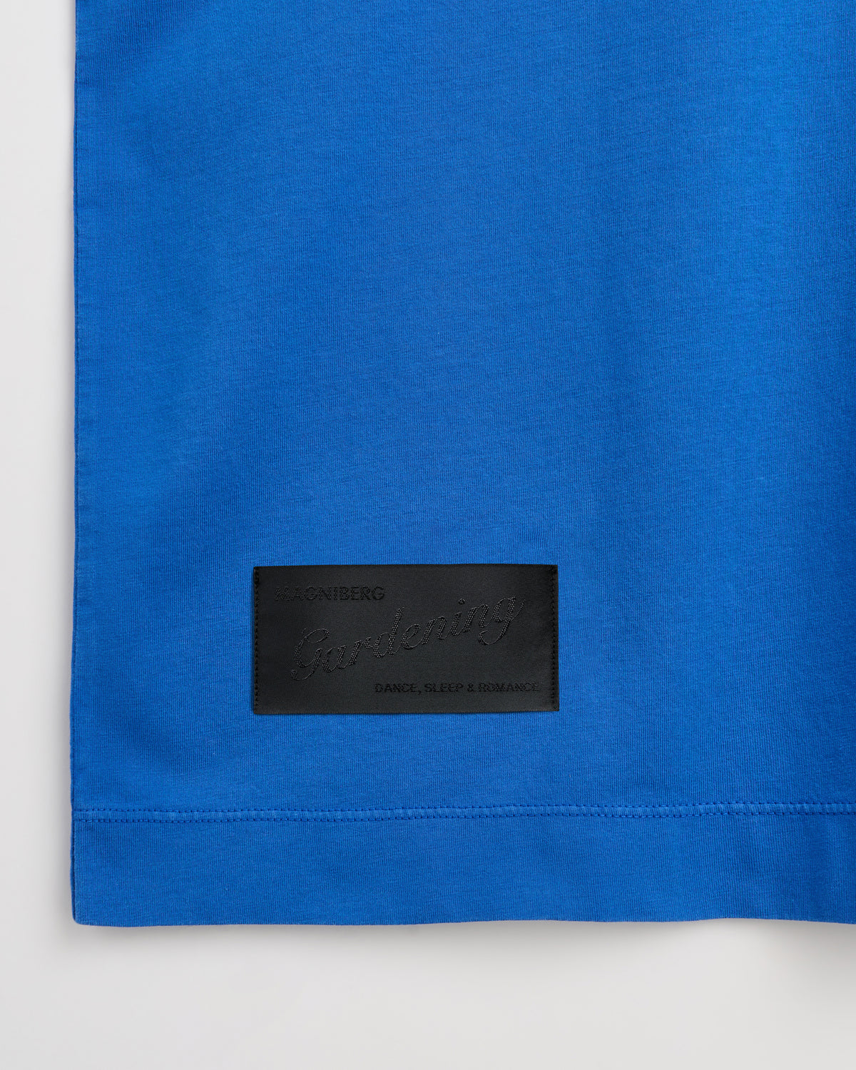 Full long sleeve t-shirt | Washed bright blue jersey