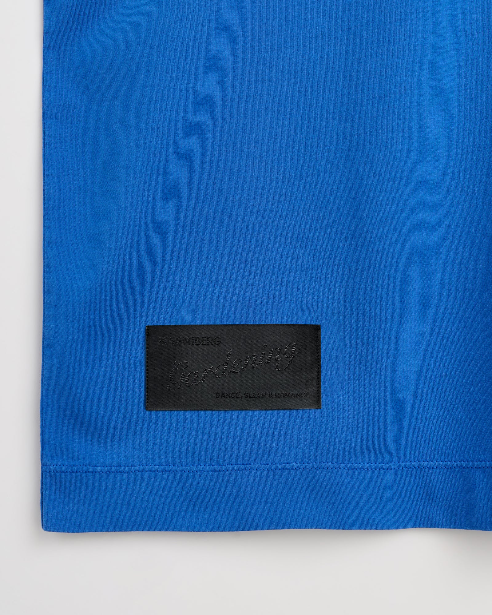 Full long sleeve t-shirt | Washed bright blue jersey