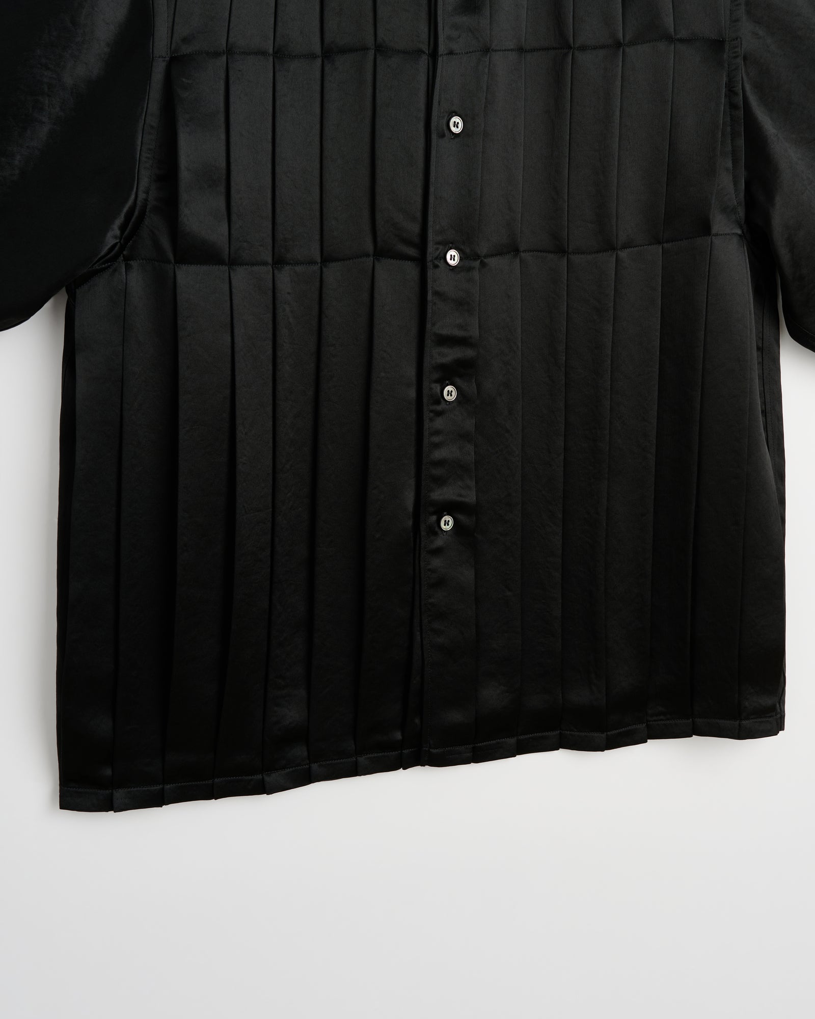 High shirt |  Shiny black Acetate