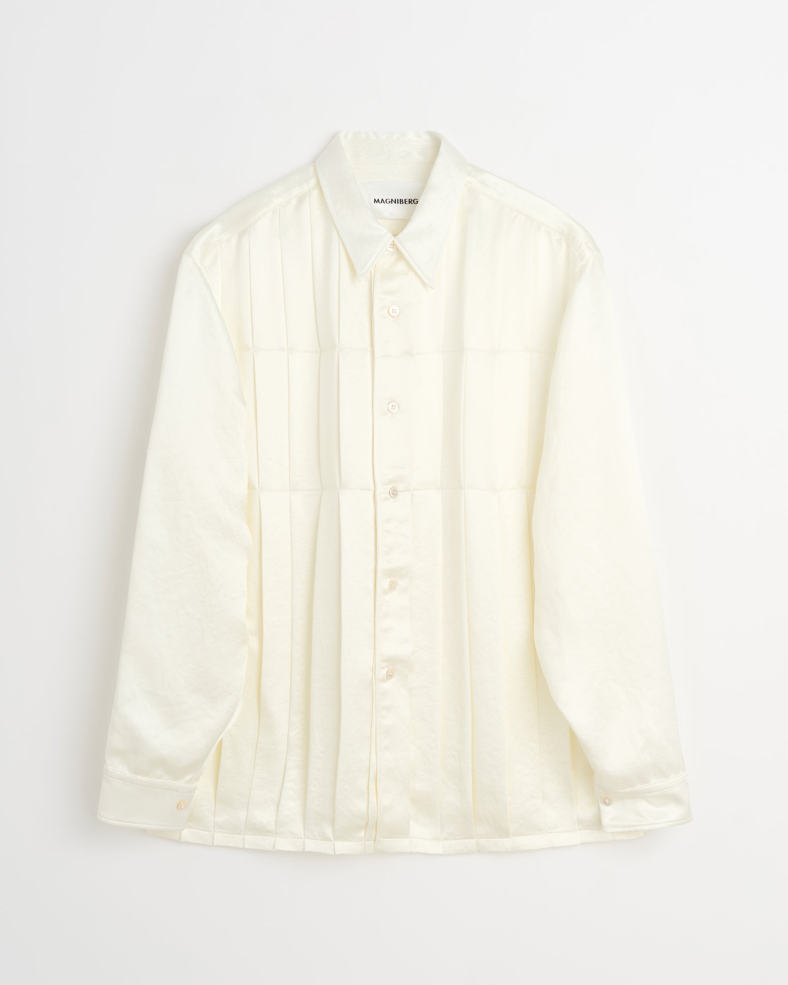 High shirt |  Shiny broken white Acetate