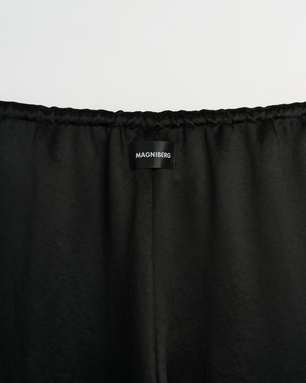 Low pants | Shiny black Acetate