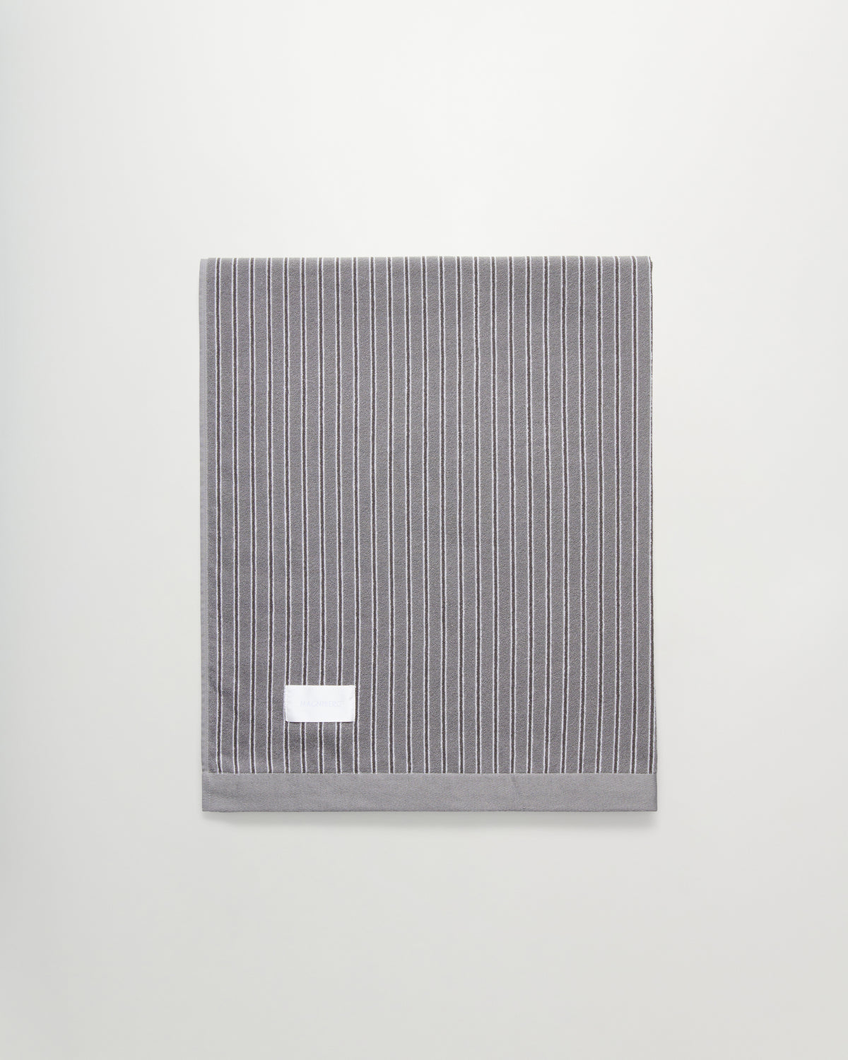 Wall Street bath sheet | Stripe dark grey Terry
