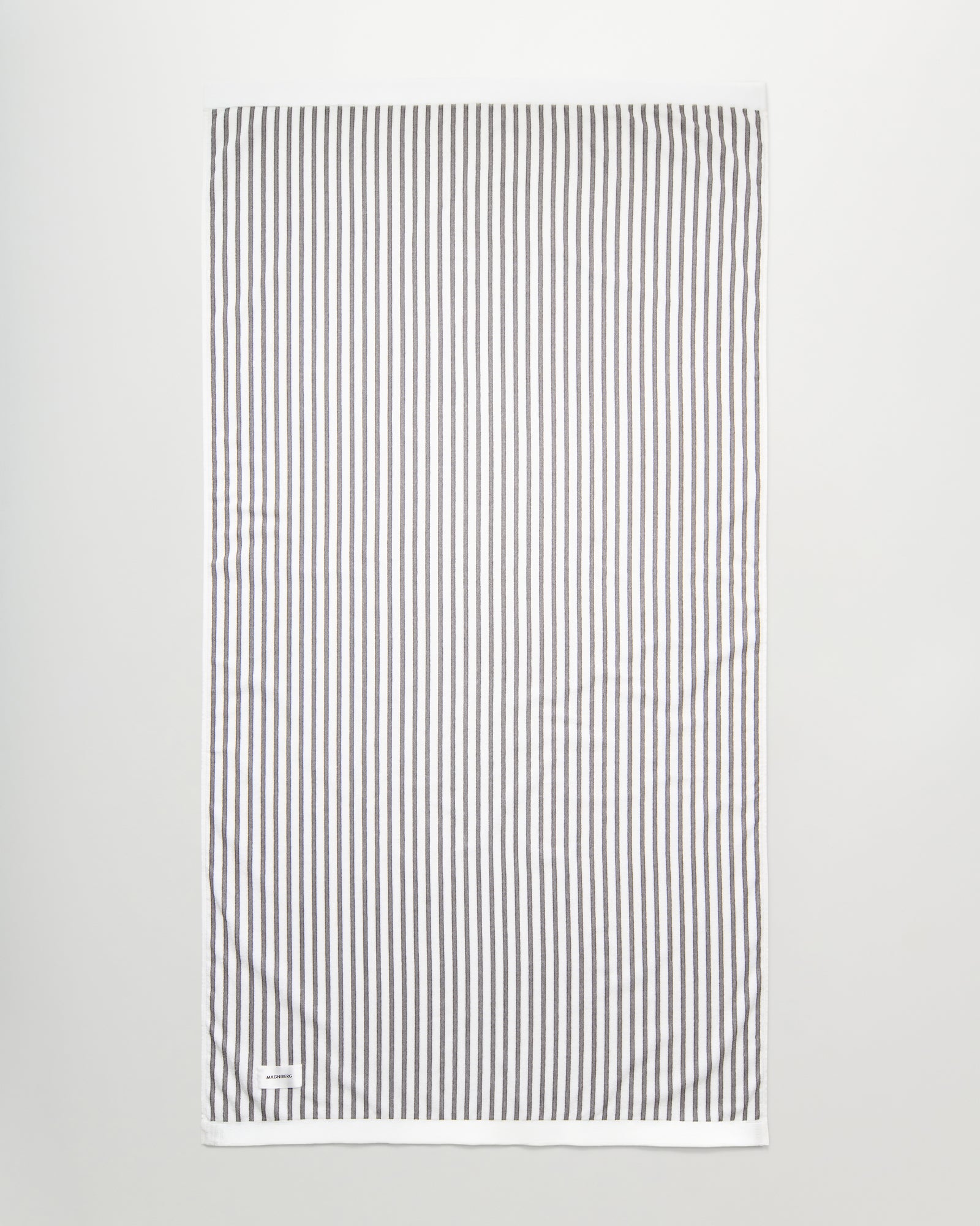 Wall Street bath sheet | Stripe grey Terry