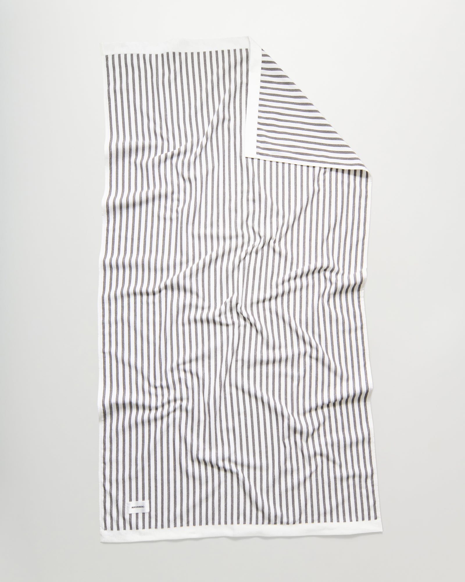 Wall Street bath sheet | Stripe grey Terry