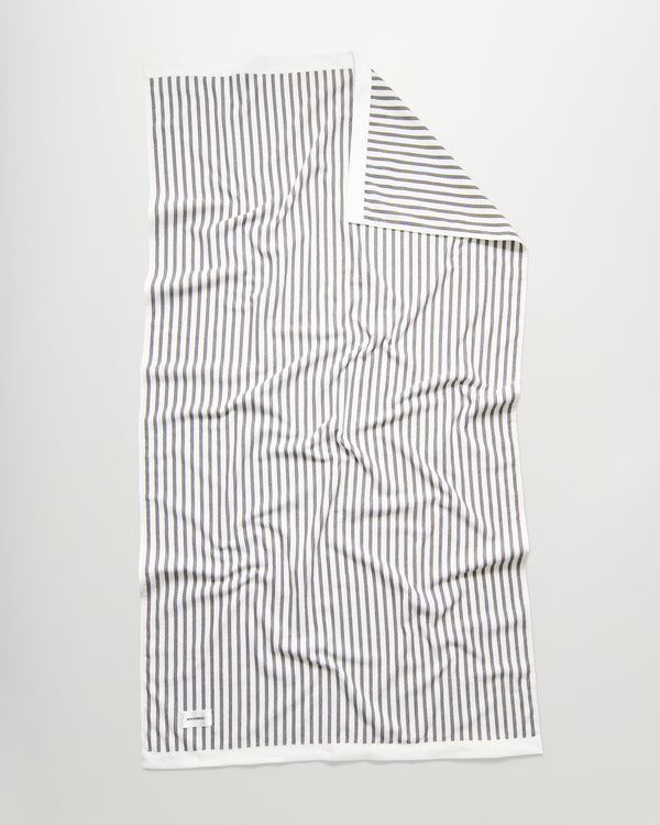 Wall Street bath sheet | Stripe grey Terry