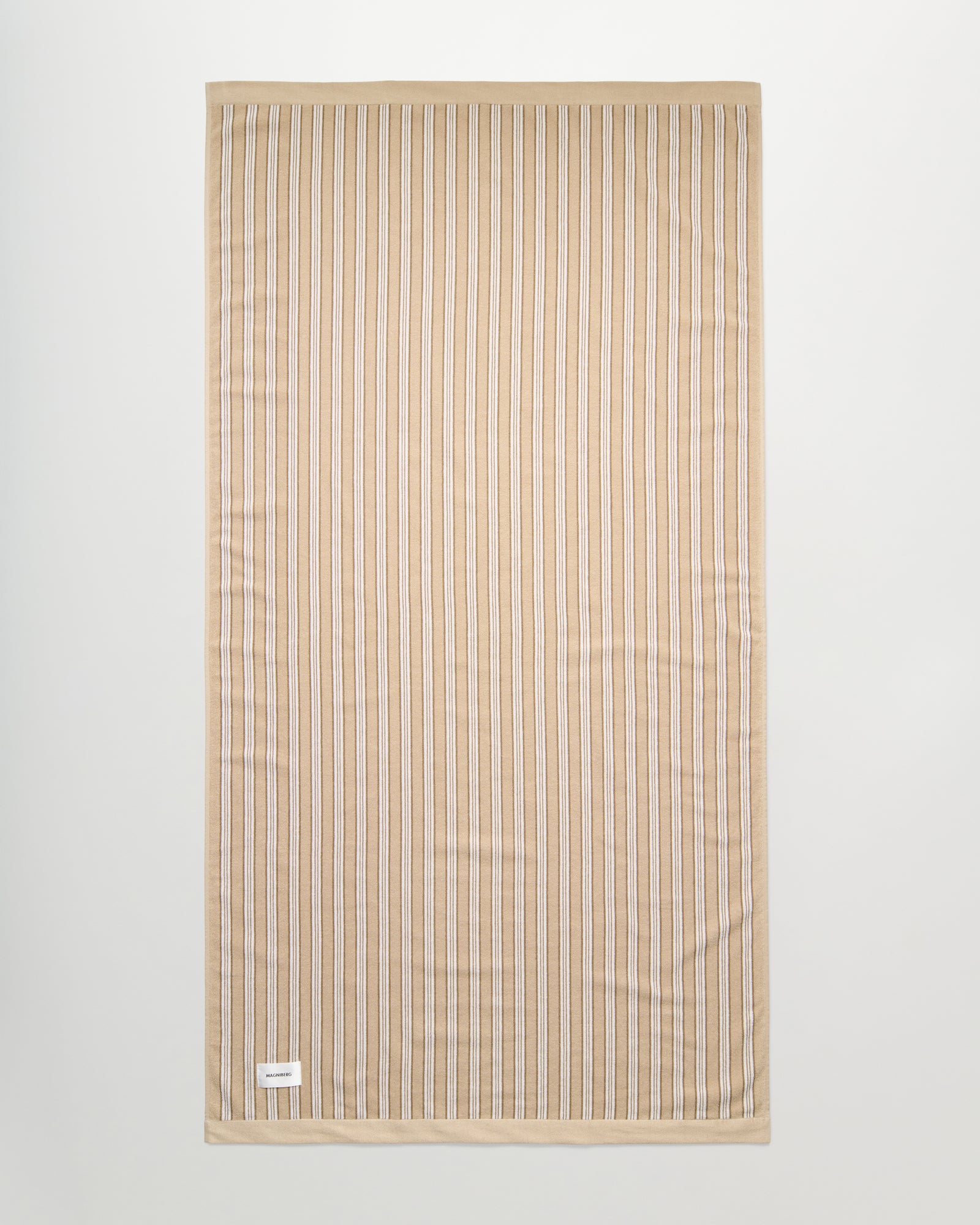 Wall Street bath sheet | Stripe medium beige Terry