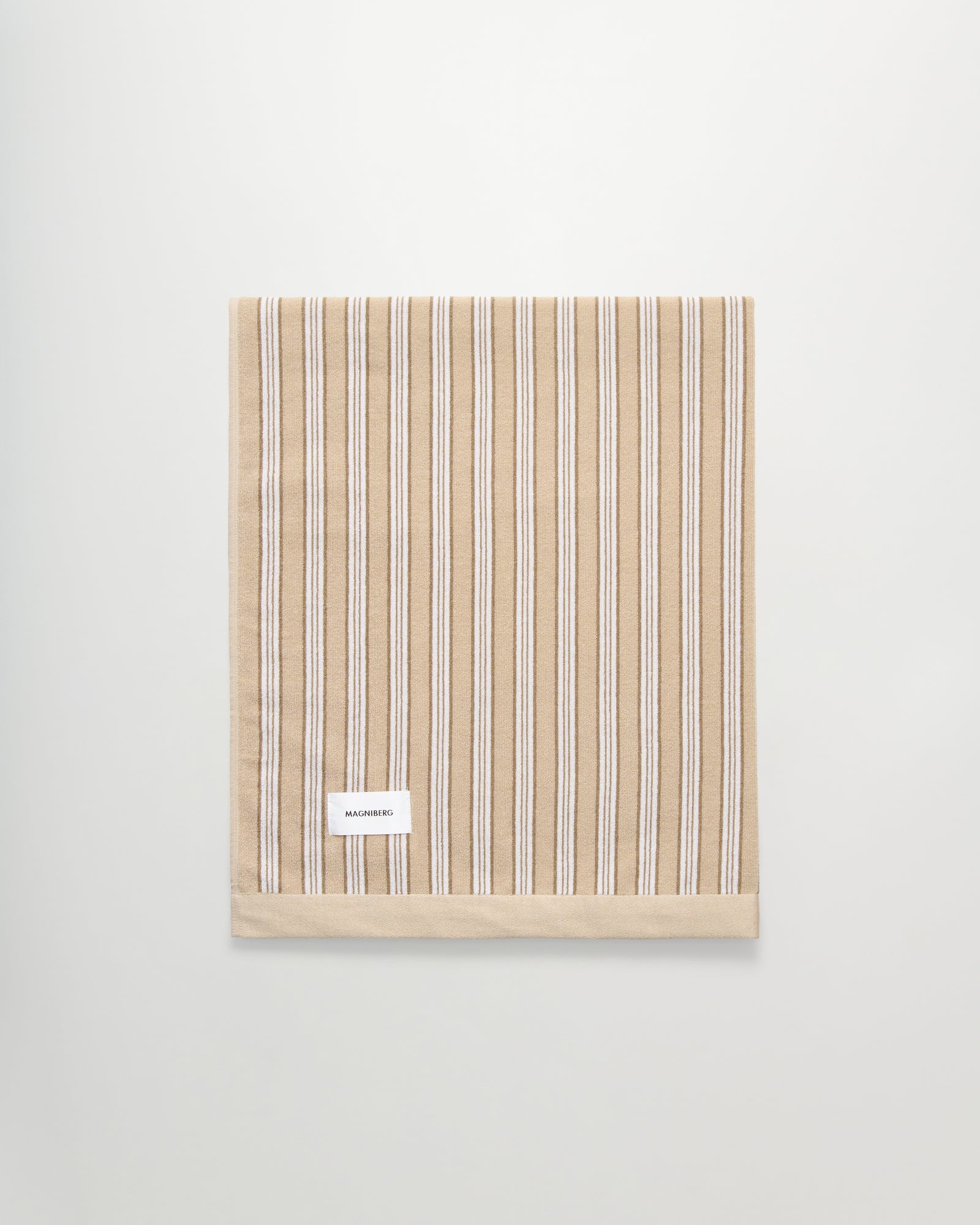 Wall Street bath sheet | Stripe medium beige Terry