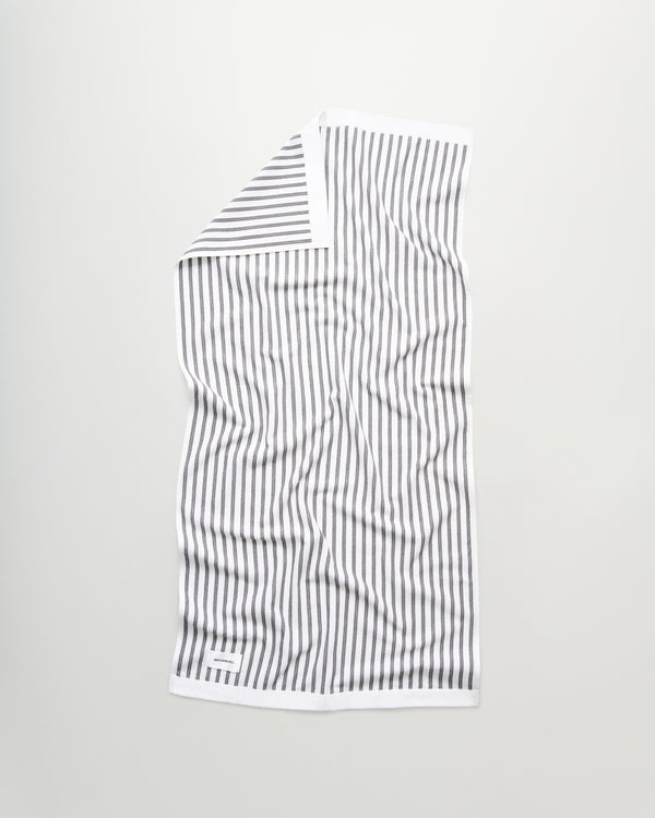 Wall Street bath towel | Stripe grey Terry