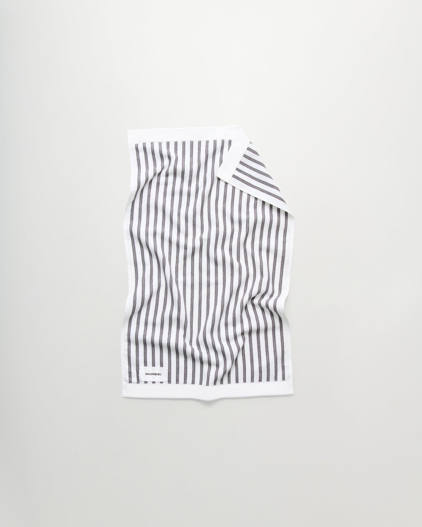 Wall Street hand towel | Stripe grey Terry