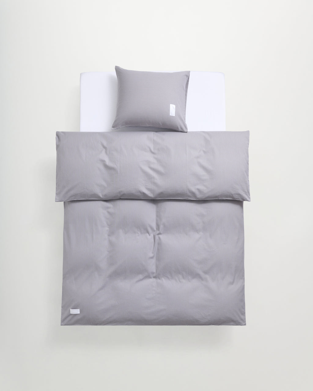 Wall Street pillow case | Stripe dark grey Oxford