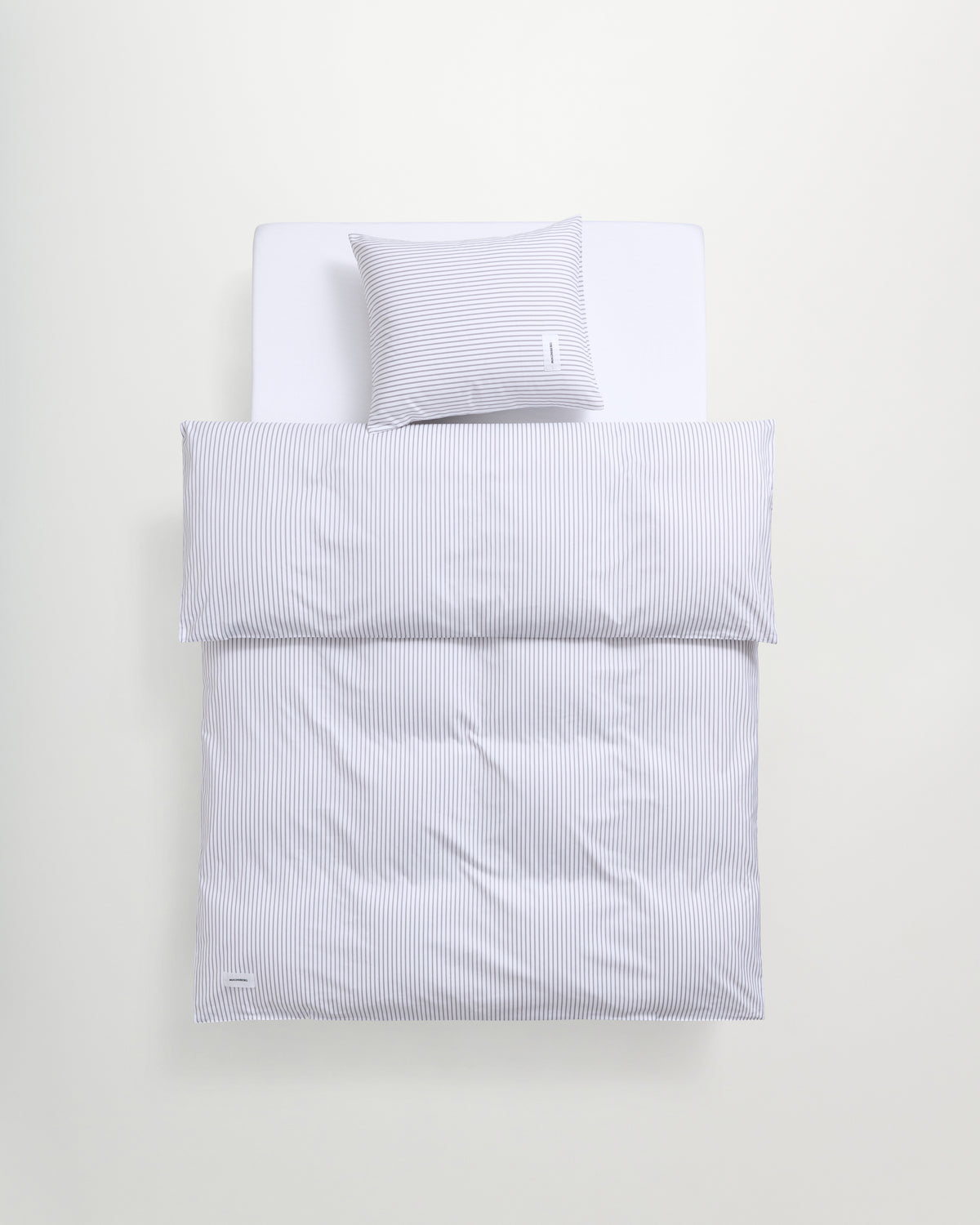 Wall Street pillow case | Stripe grey Oxford