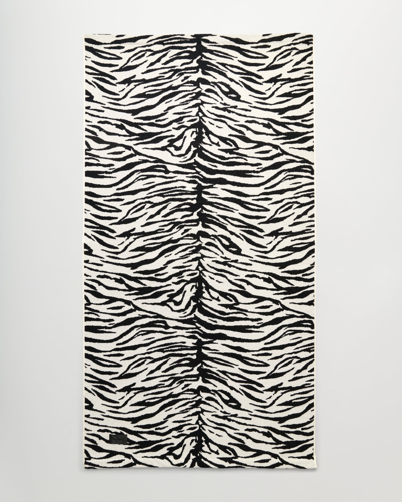 Wild bath sheet | Coconut white tiger Terry