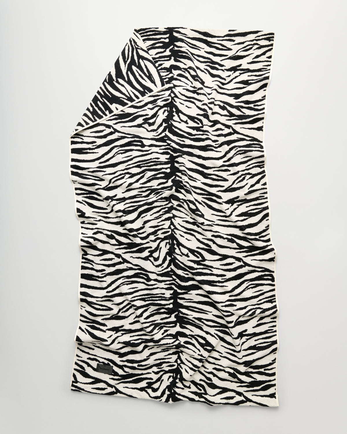 Wild bath sheet | Coconut white tiger Terry