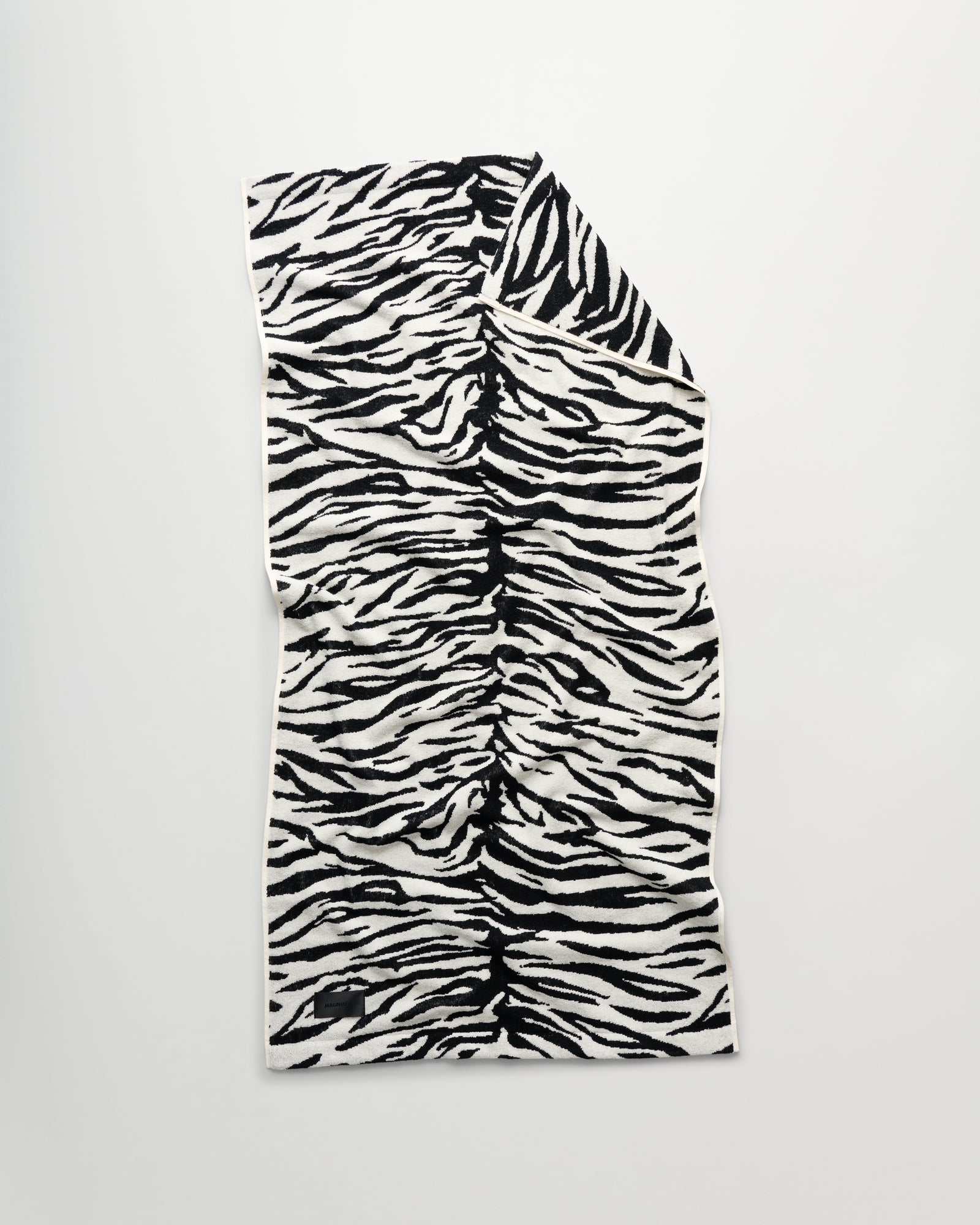 Wild bath towel | Coconut white tiger Terry