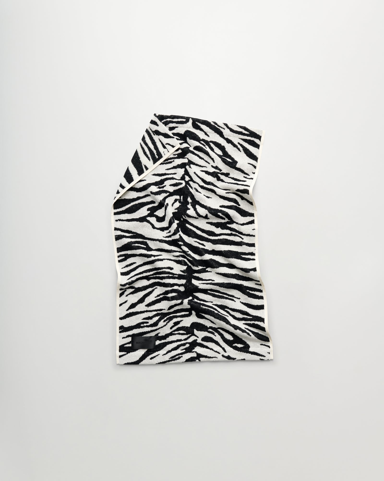 Wild hand towel | Coconut white tiger Terry