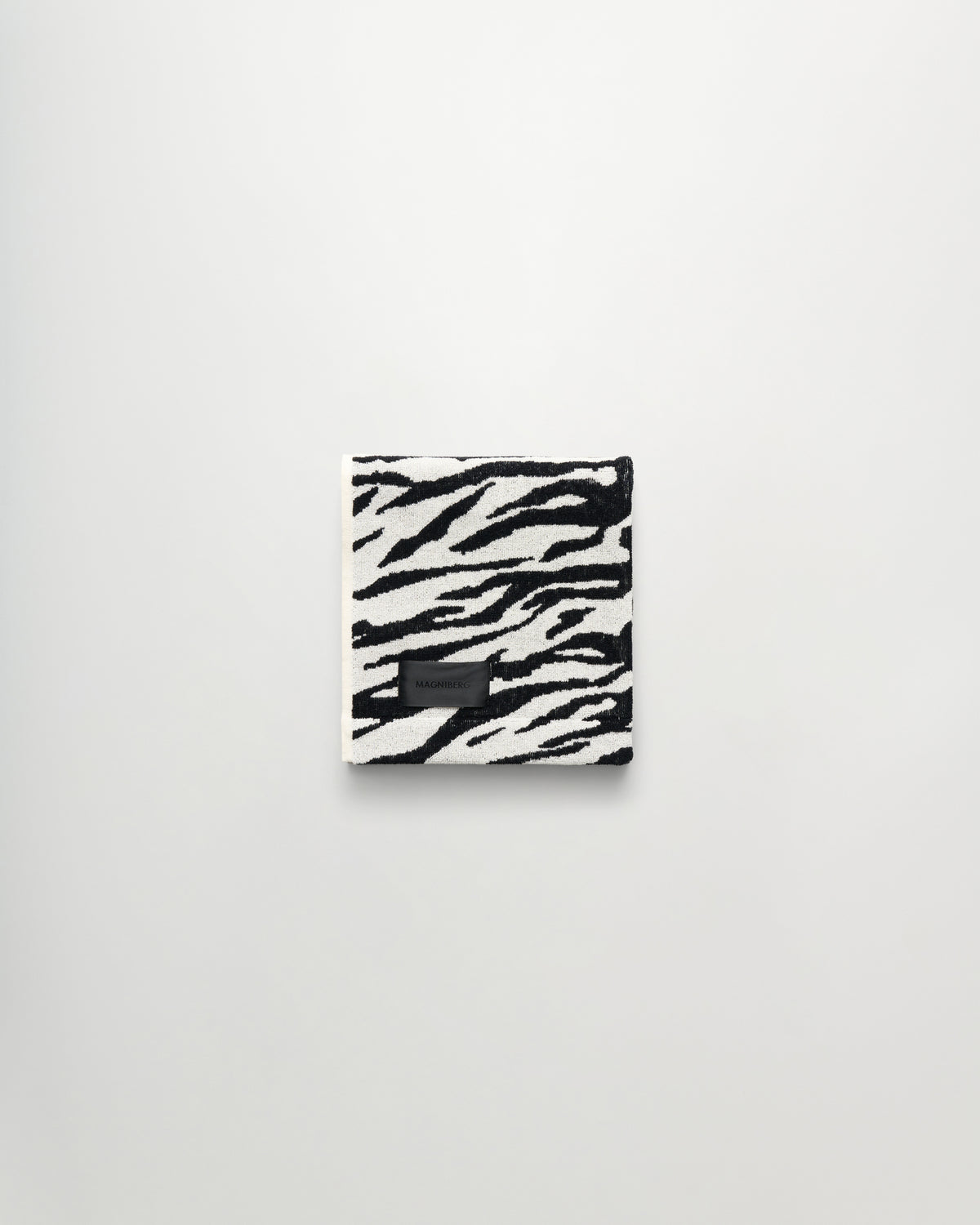 Wild hand towel | Coconut white tiger Terry