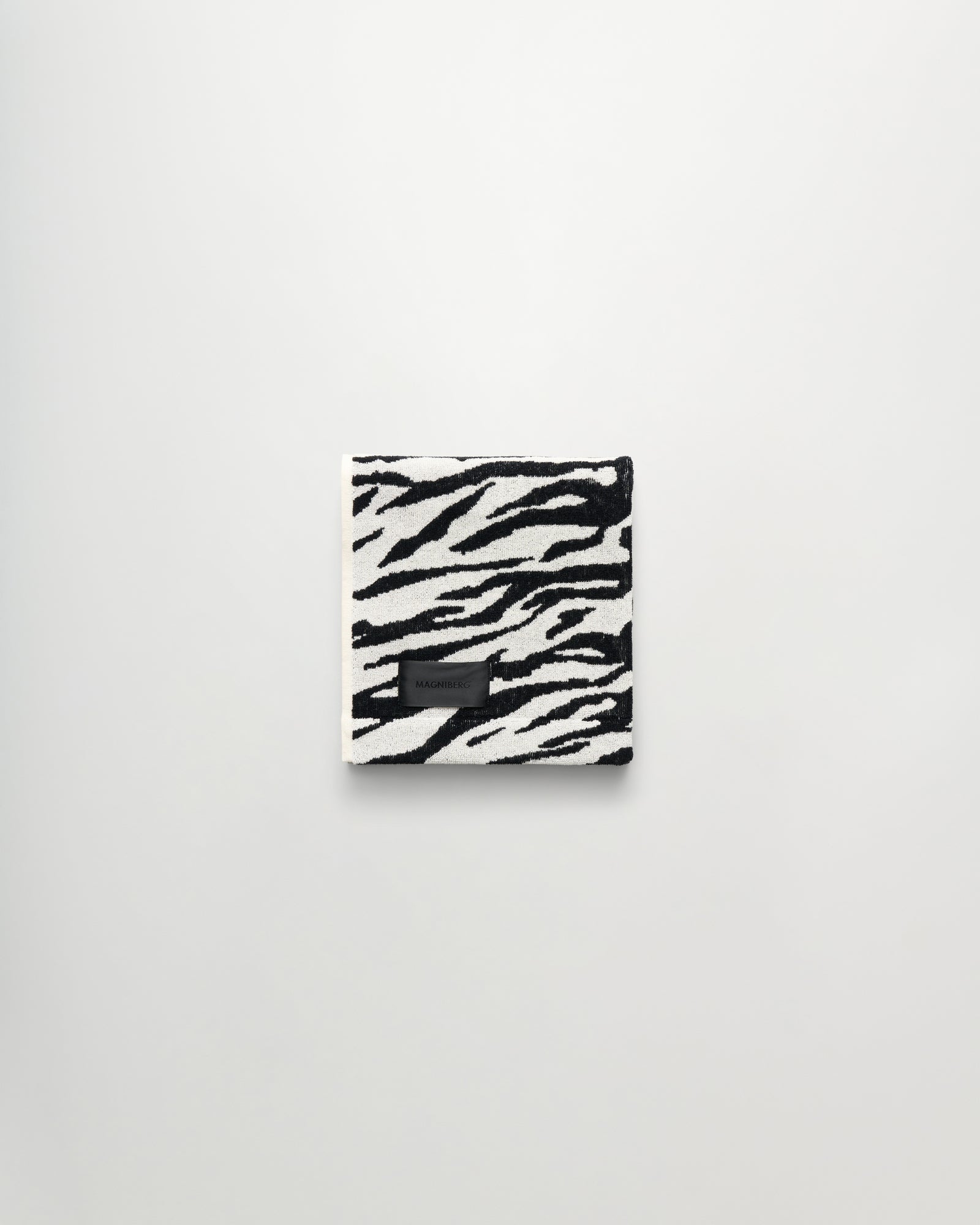 Wild hand towel | Coconut white tiger Terry