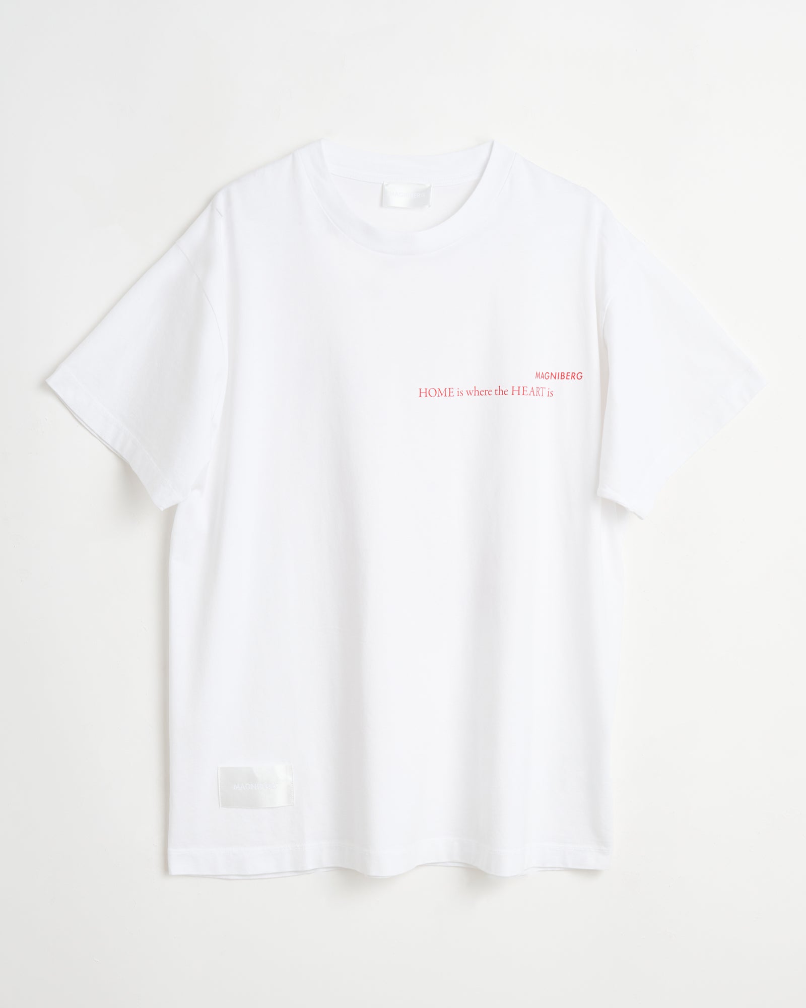 Magniberg House: HOME is where the HEART is | Washed white Jersey