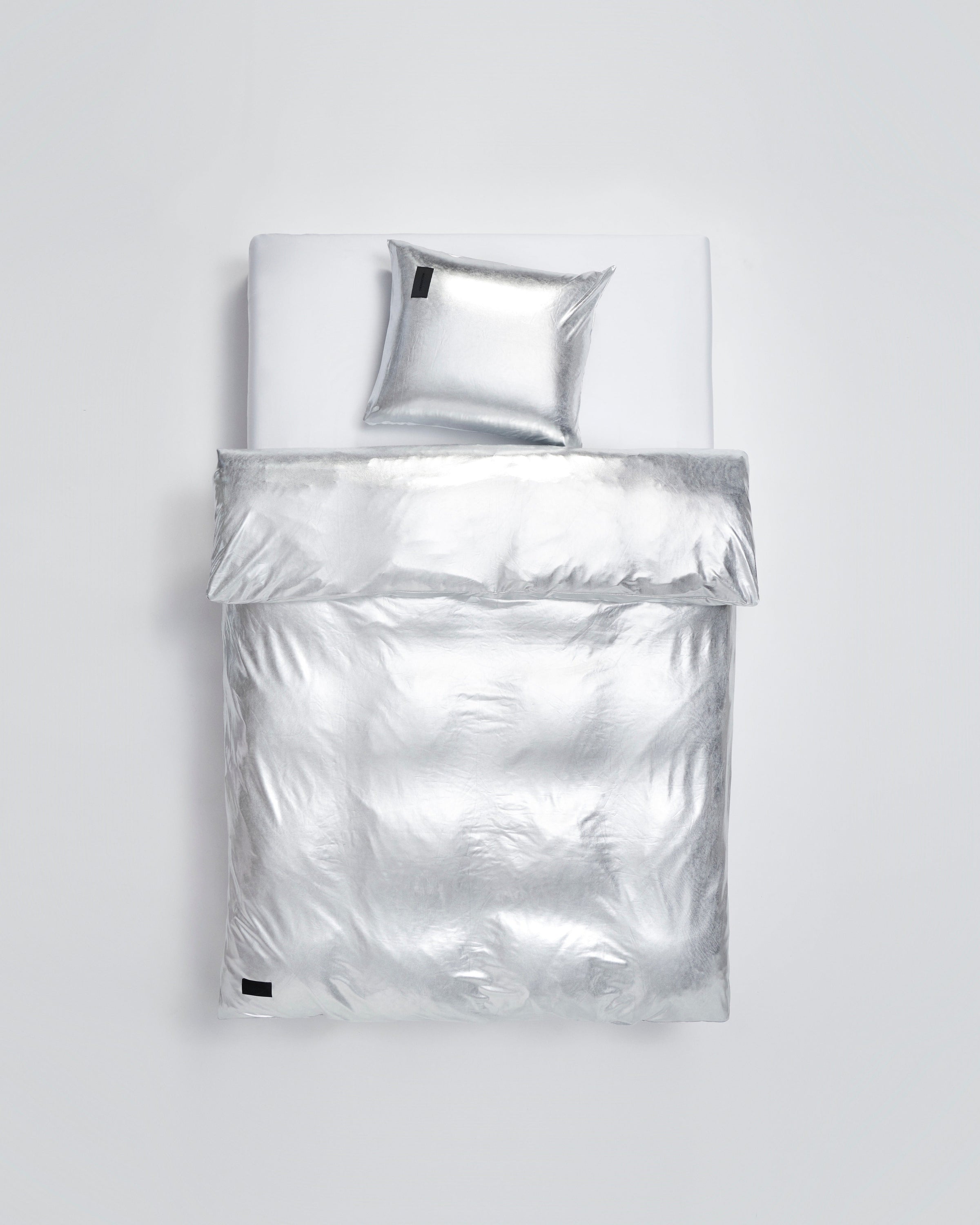 Nude duvet cover | Metallic silver Jersey