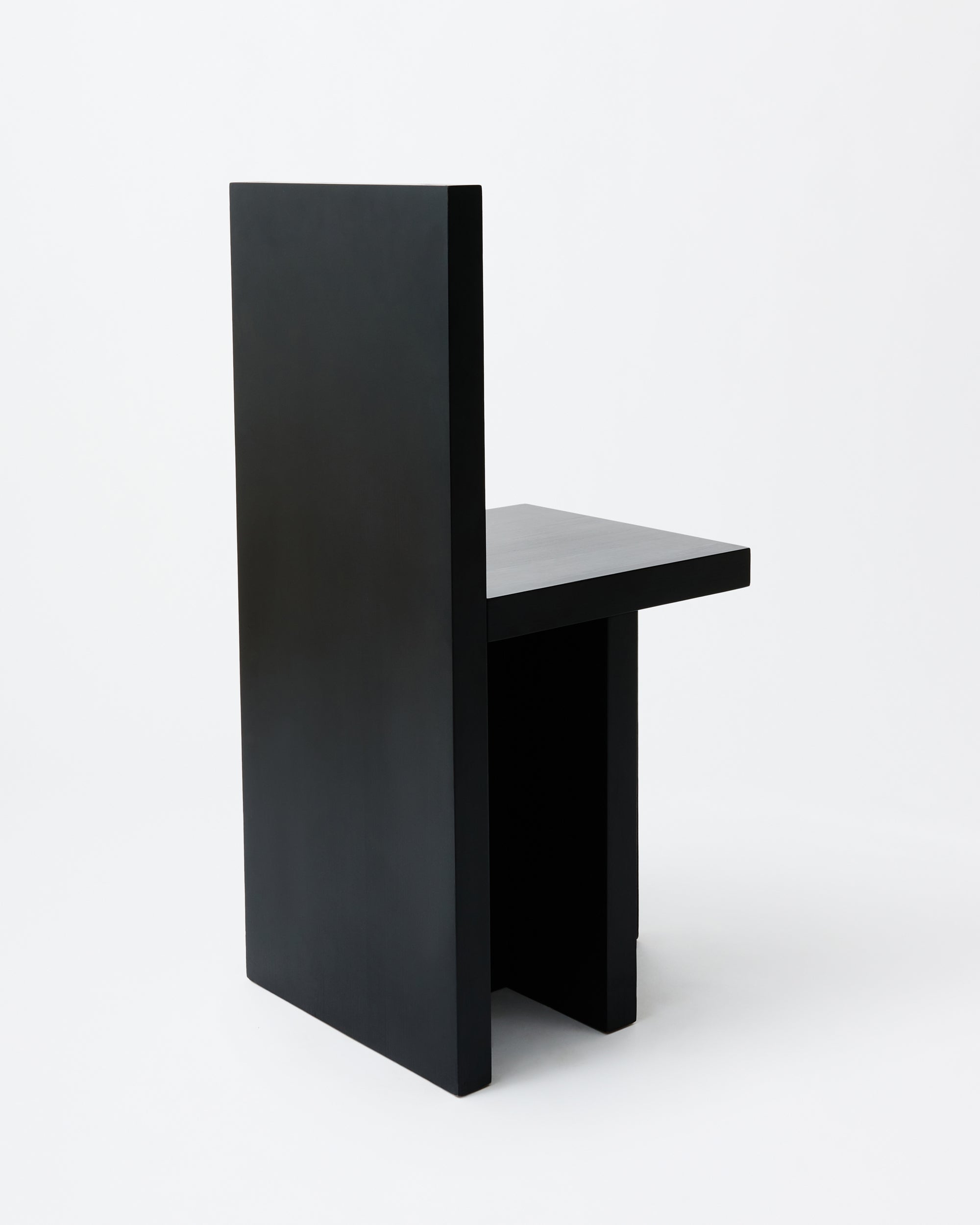 Pony chair | Stained black Pine