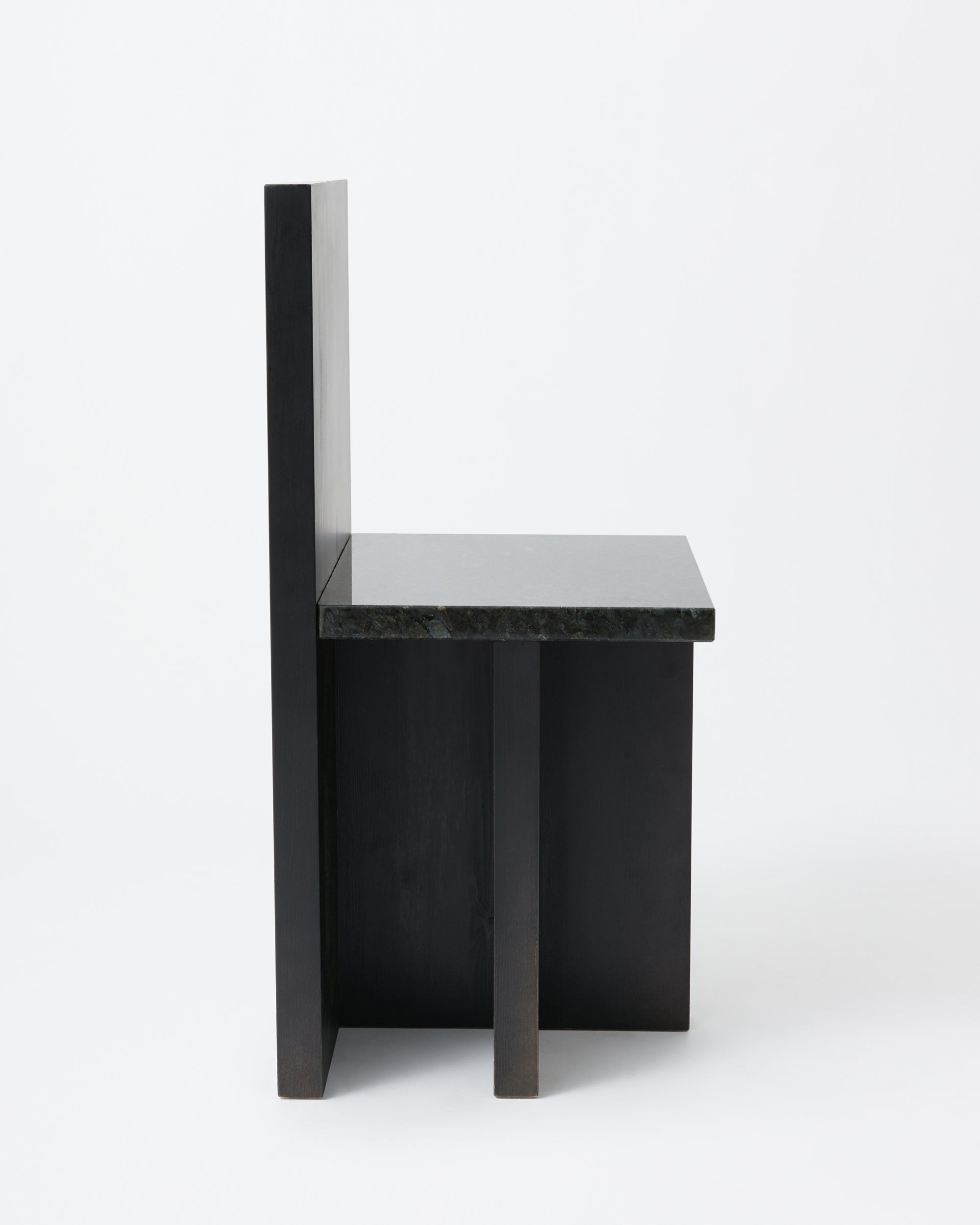 Pony chair | Stained black & black granite