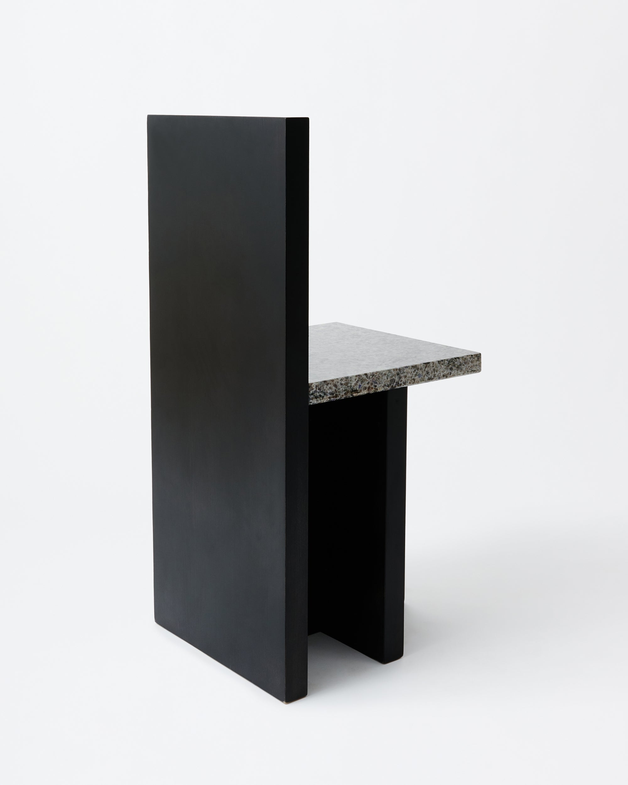Pony chair | Stained black & granite