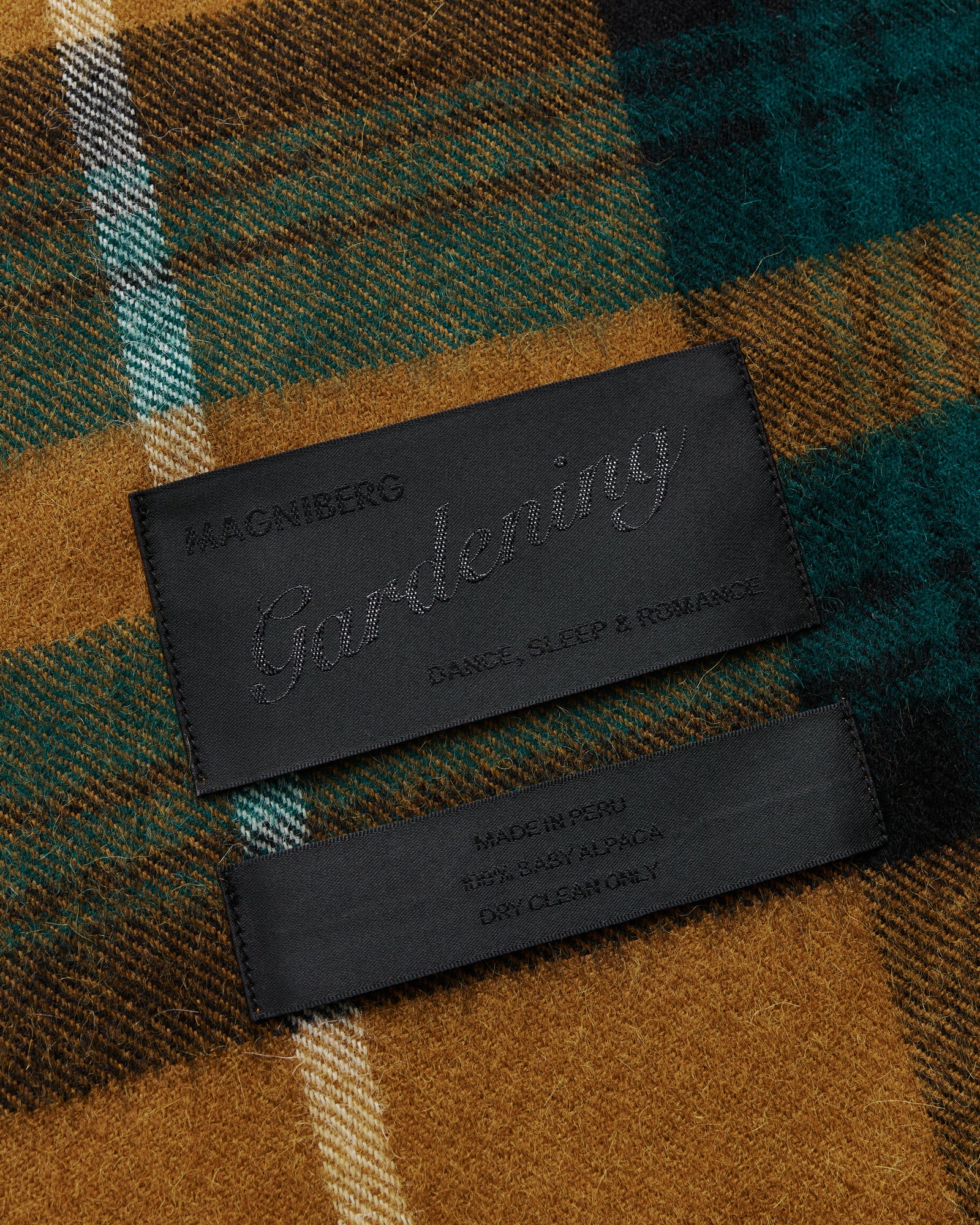 Queen scarf | Camel tartan Baby alpaca