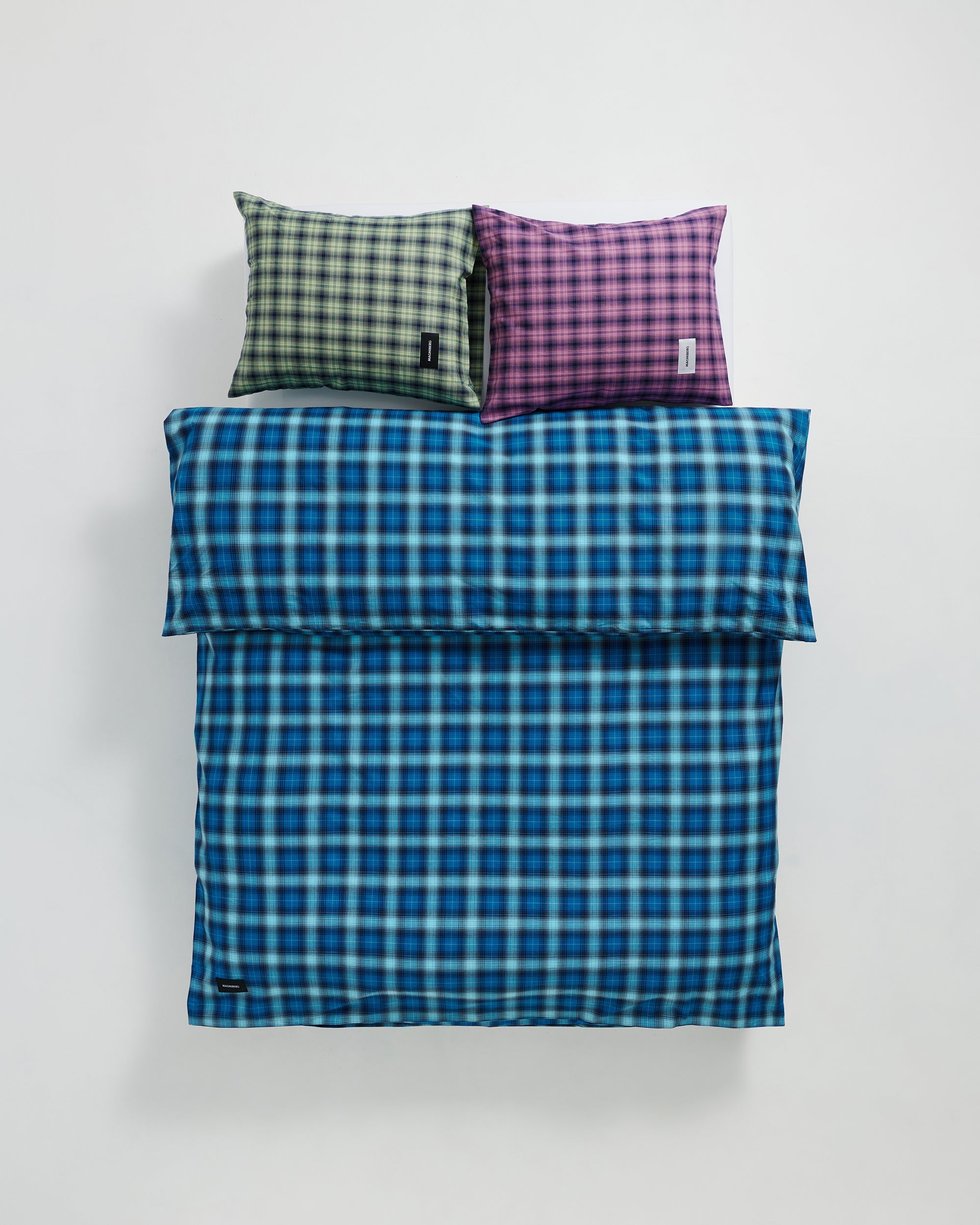 Rodeo duvet cover | Neon blue check Poplin